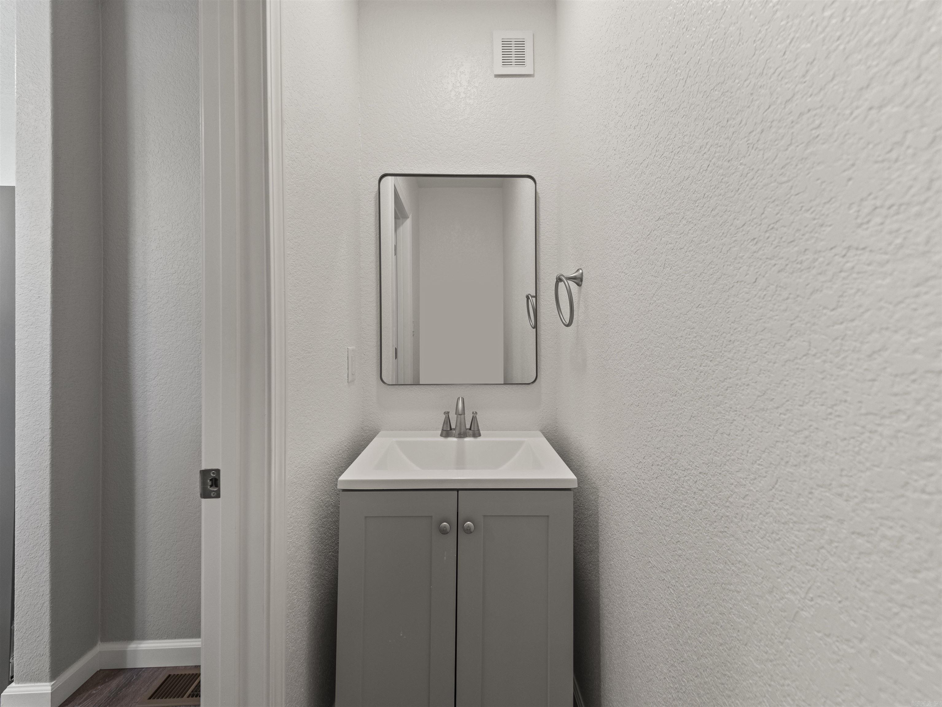 UNPLATTED ACREAGE - Residential