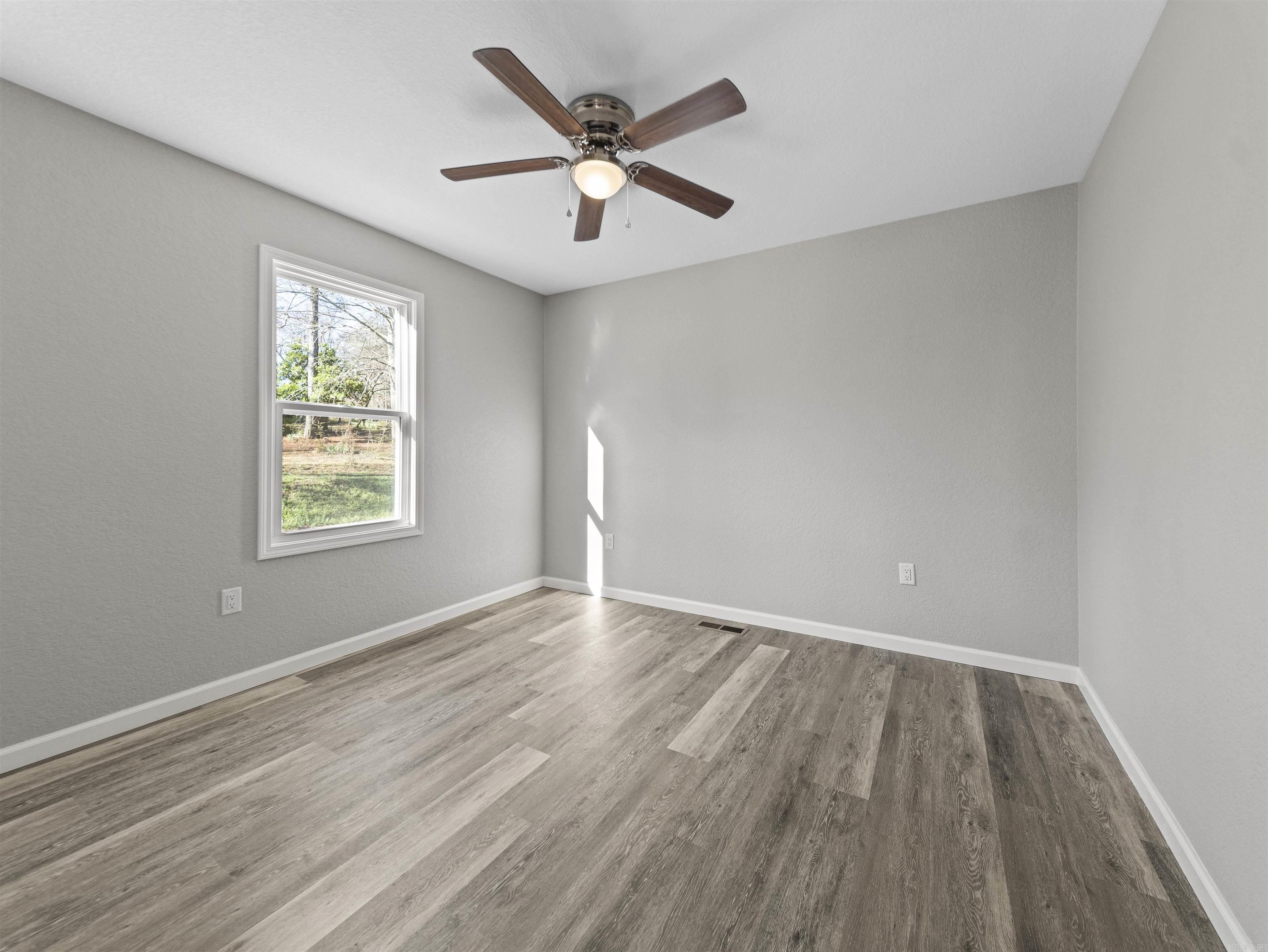 UNPLATTED ACREAGE - Residential