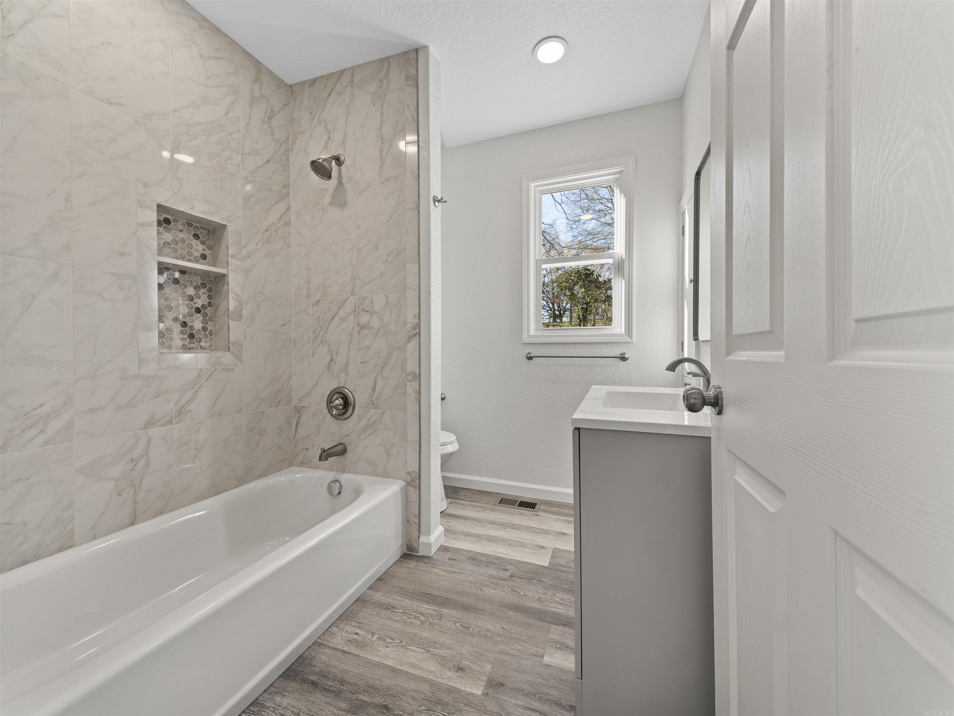 UNPLATTED ACREAGE - Residential