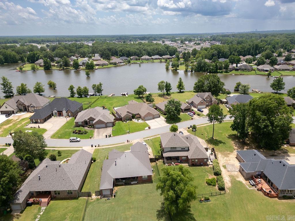 AUSTIN LAKES ON THE BAY ADDN - Residential