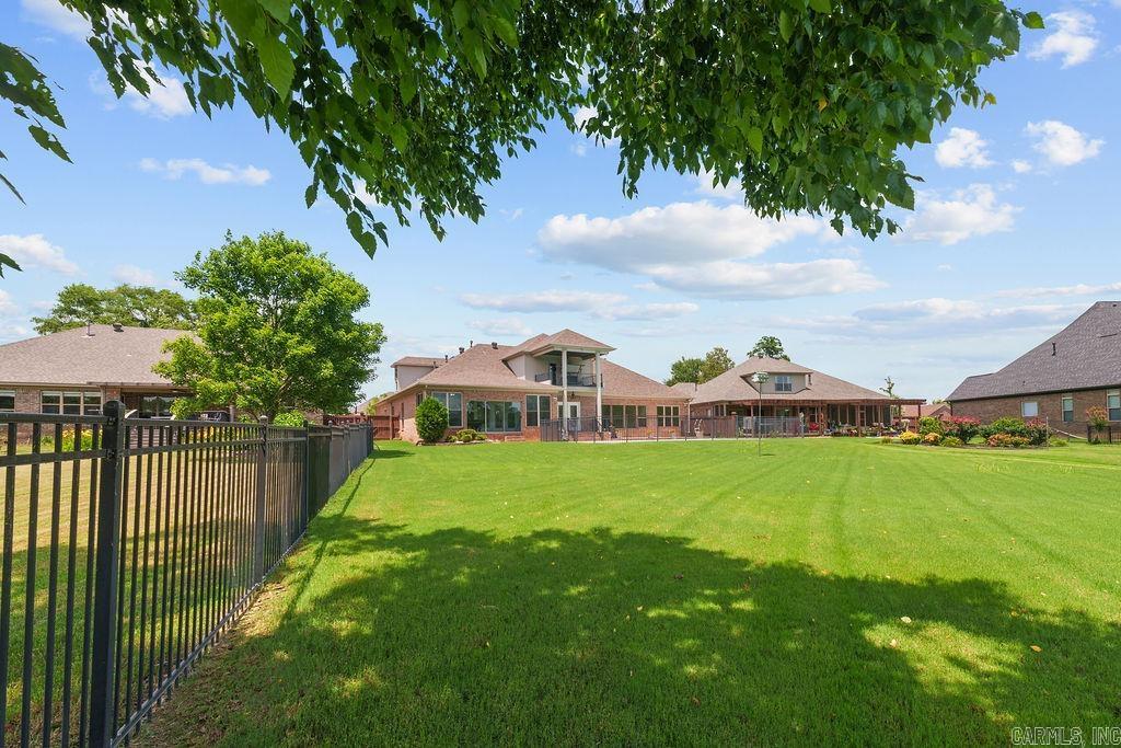 AUSTIN LAKES ON THE BAY ADDN - Residential