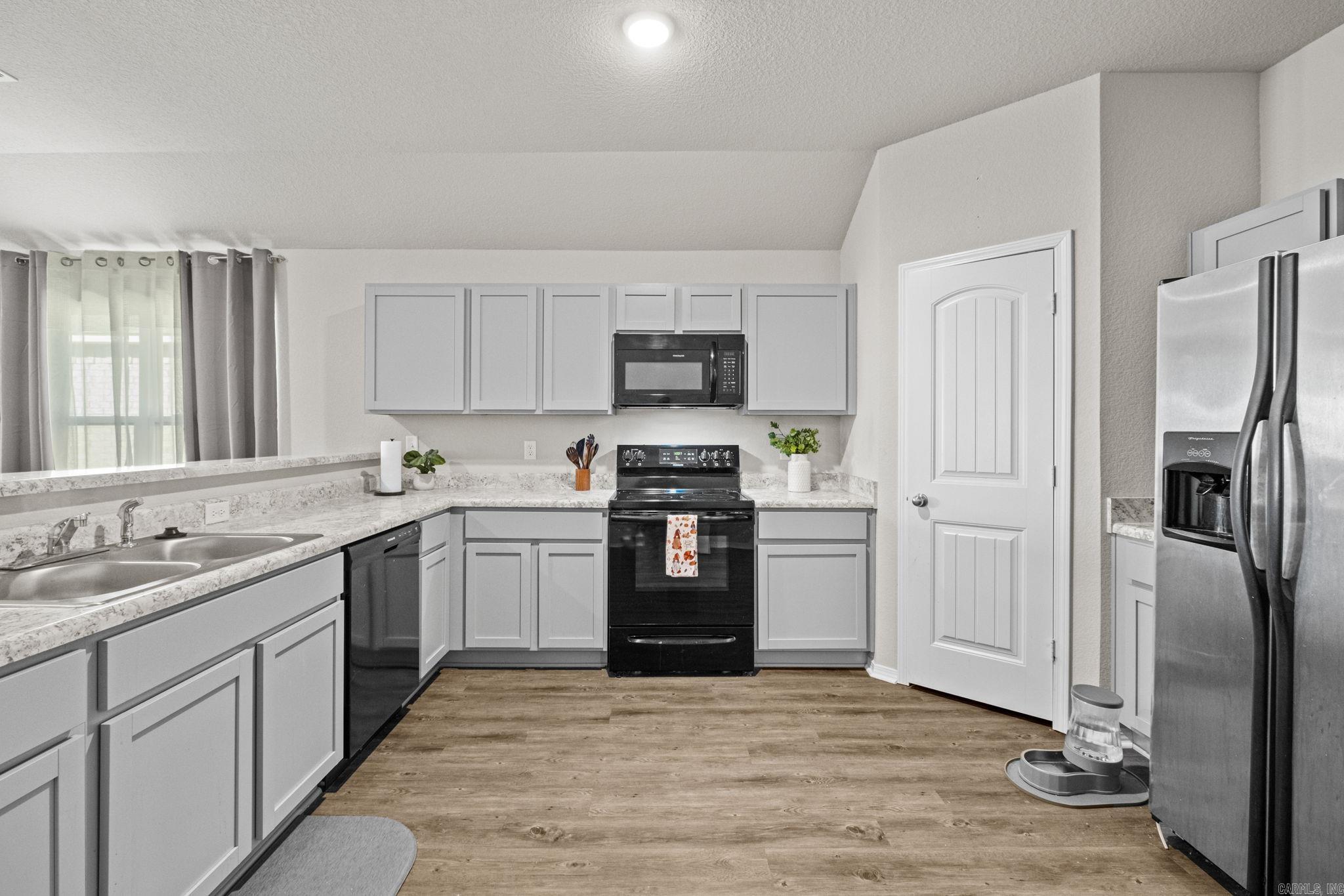 White Oaks - Residential