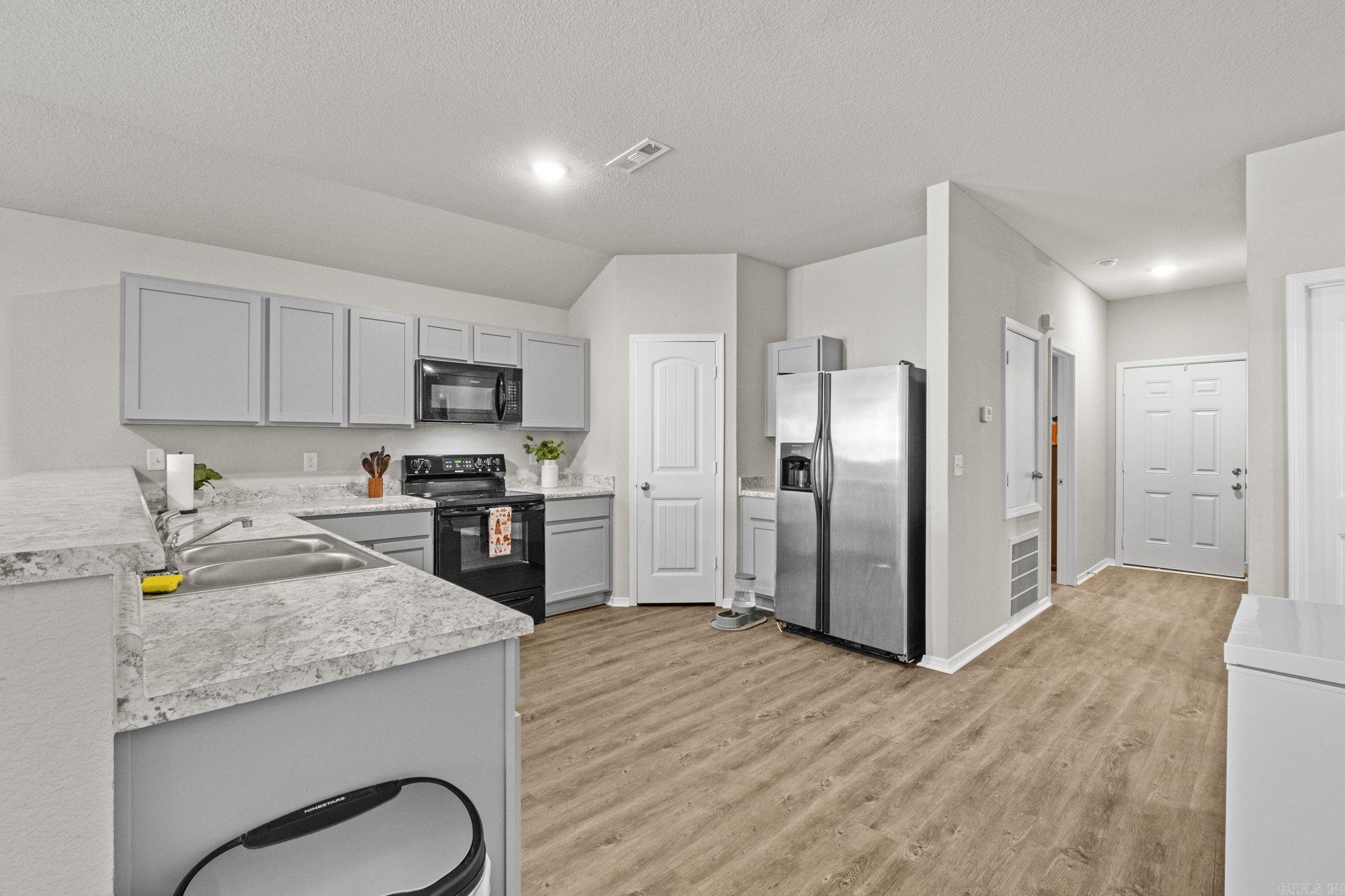 White Oaks - Residential