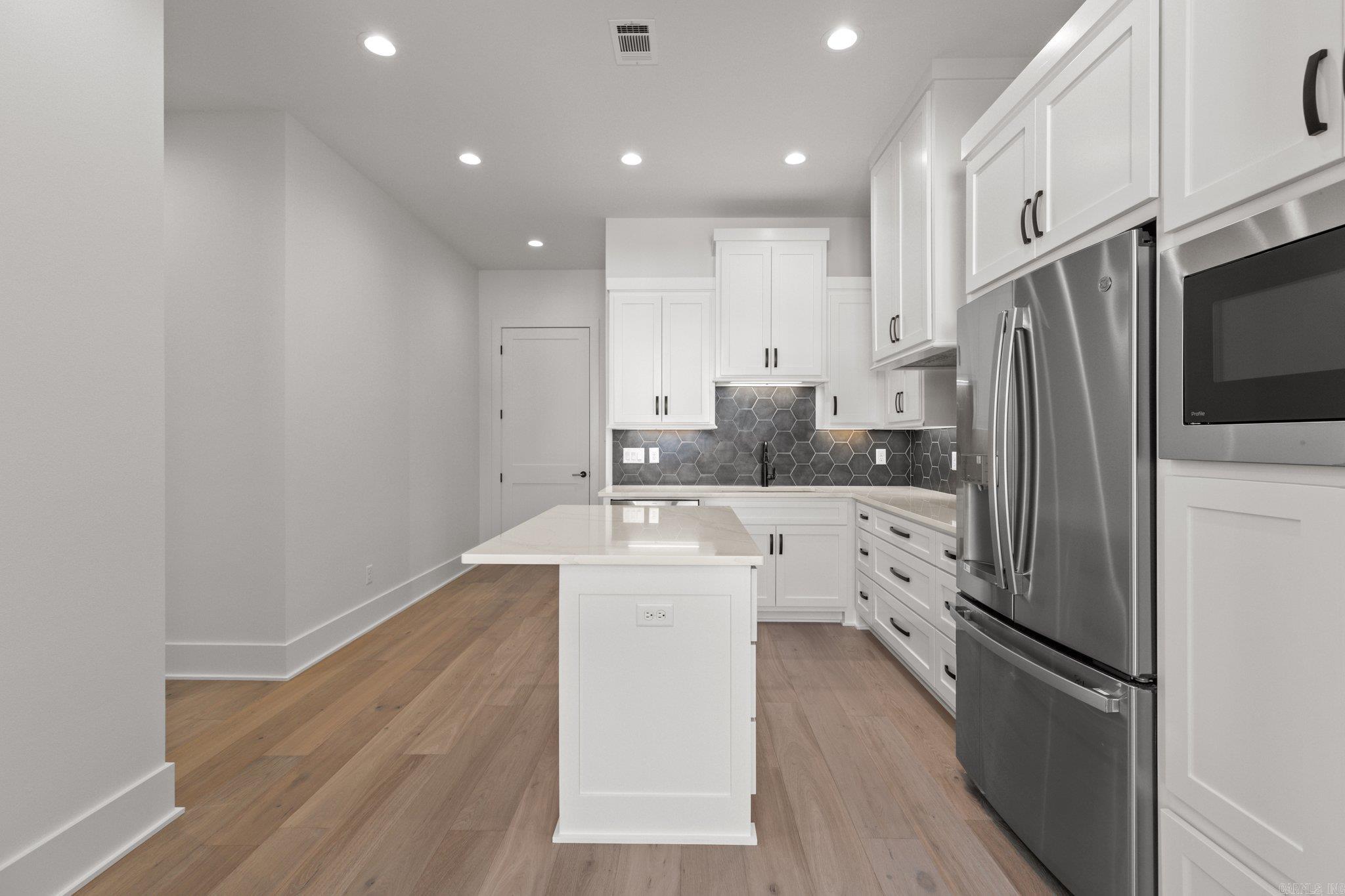 CHENAL VALLEY "FALSTONE COURT" - Residential