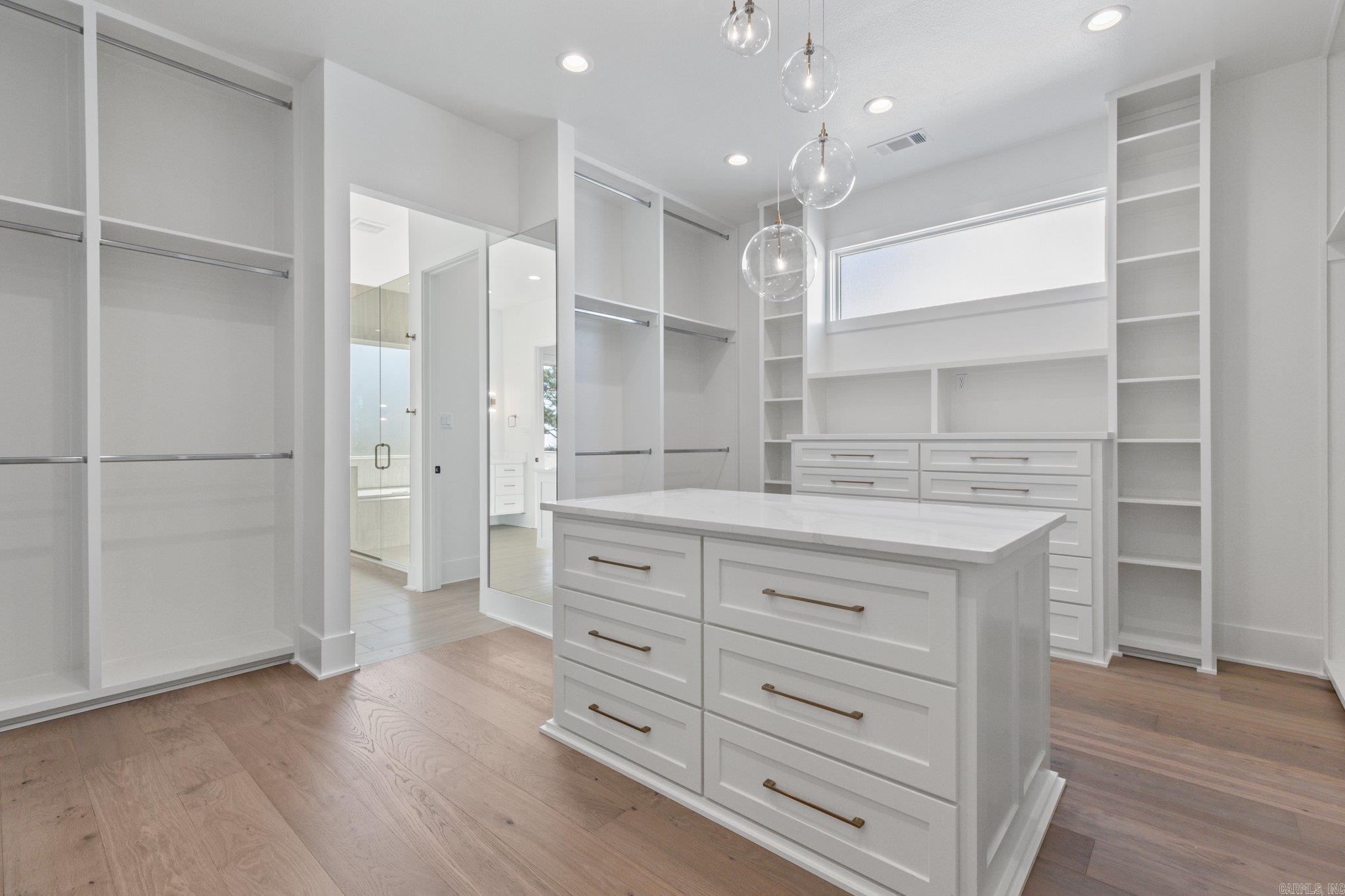 CHENAL VALLEY "FALSTONE COURT" - Residential