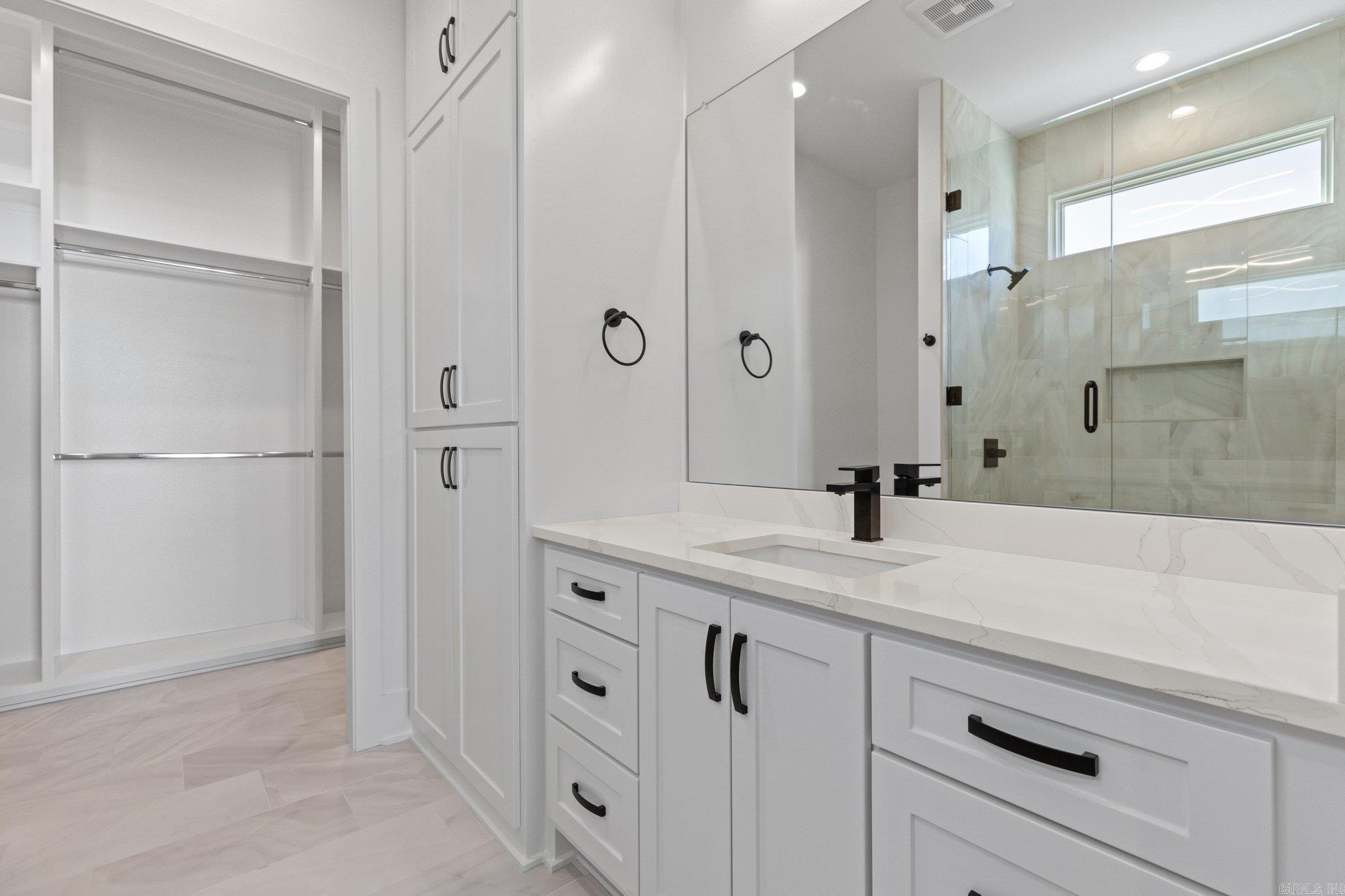 CHENAL VALLEY "FALSTONE COURT" - Residential