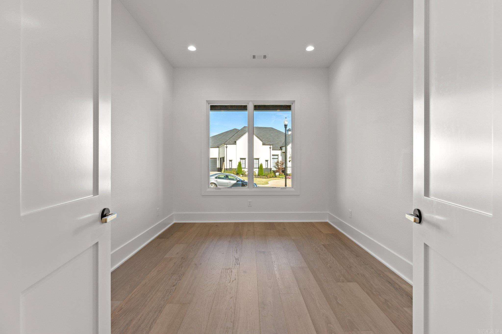 CHENAL VALLEY "FALSTONE COURT" - Residential