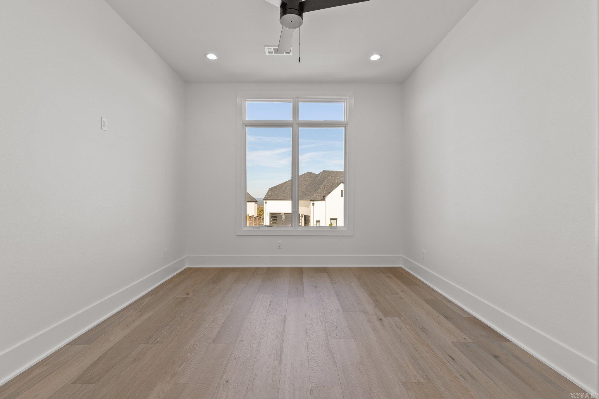 CHENAL VALLEY "FALSTONE COURT" - Residential