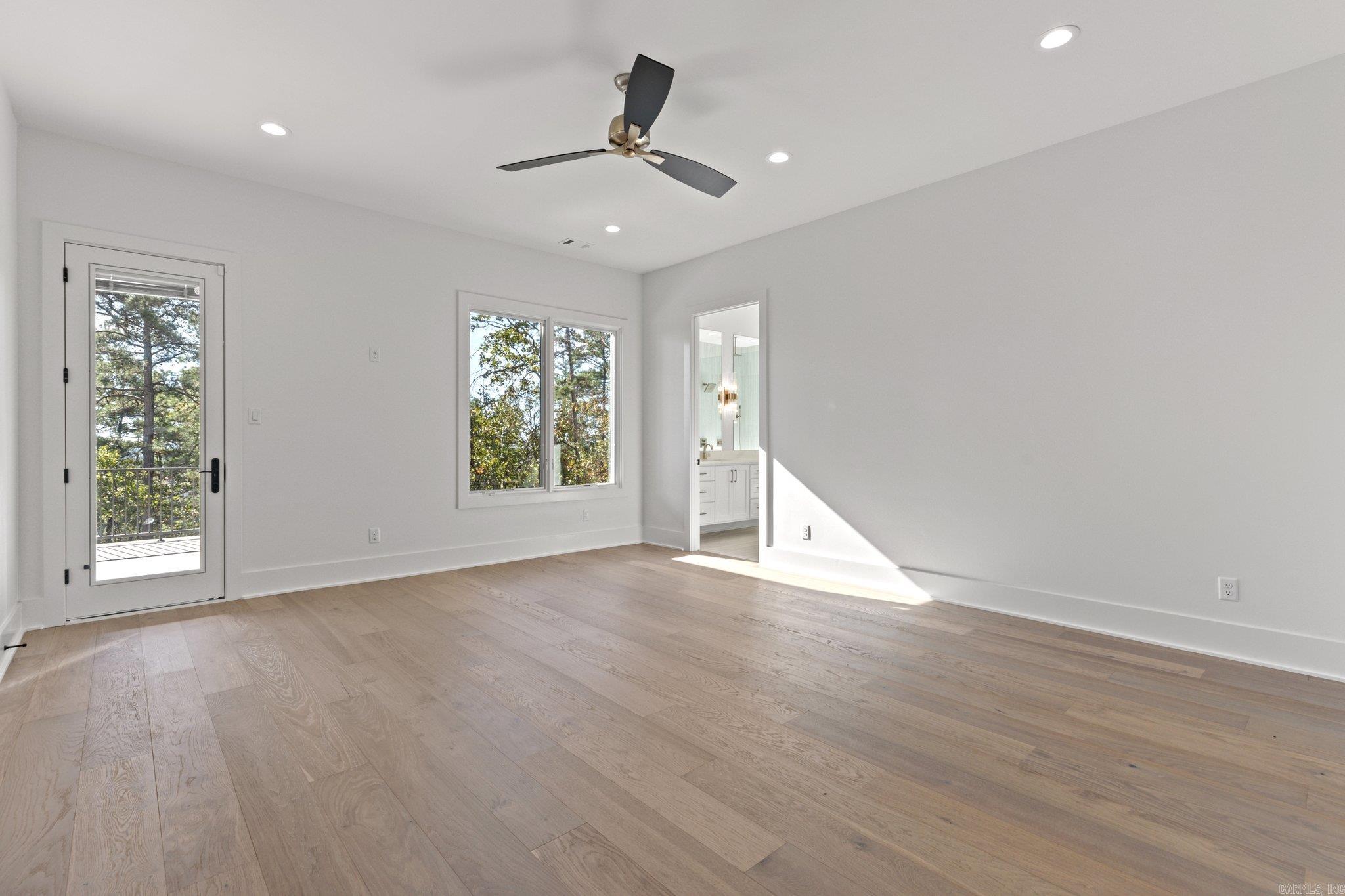 CHENAL VALLEY "FALSTONE COURT" - Residential