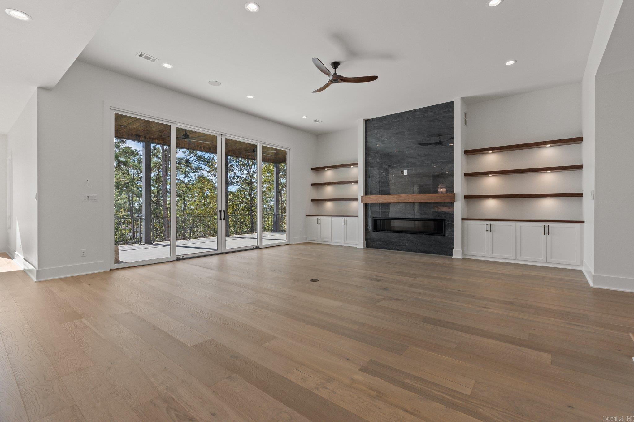 CHENAL VALLEY "FALSTONE COURT" - Residential