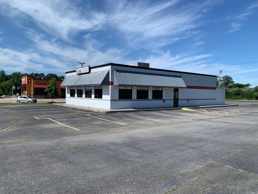 Turnkey restaurant with all equipment & furniture ready to open