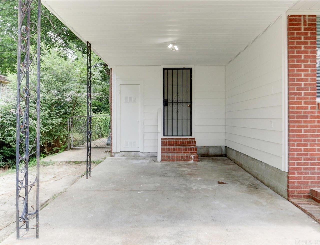 MEADOW LARK - Residential