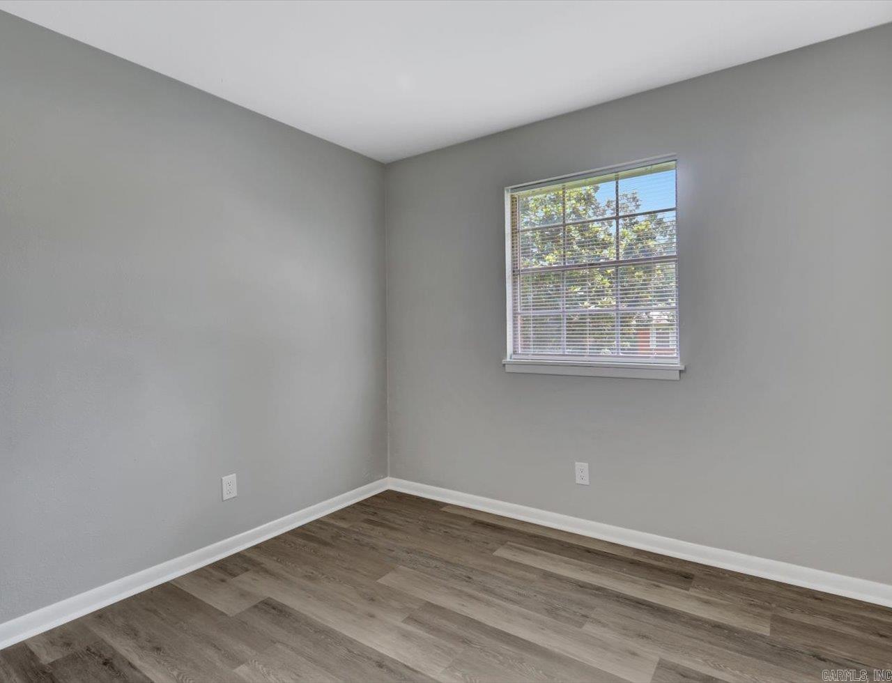 MEADOW LARK - Residential