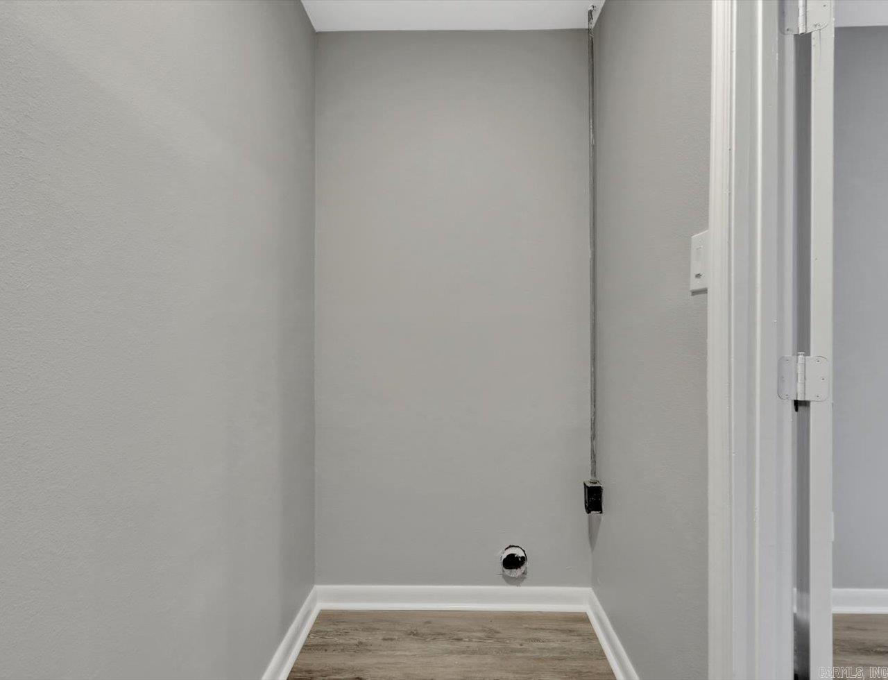 MEADOW LARK - Residential