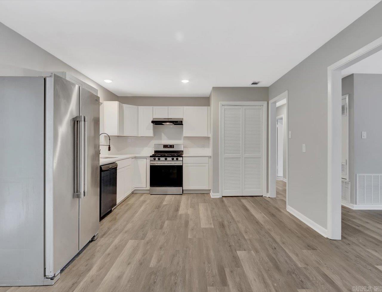 MEADOW LARK - Residential