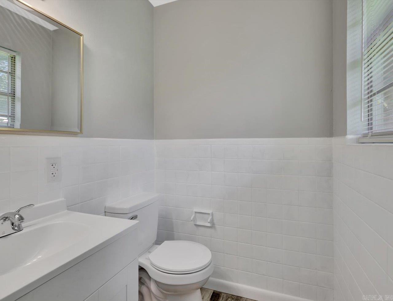 MEADOW LARK - Residential