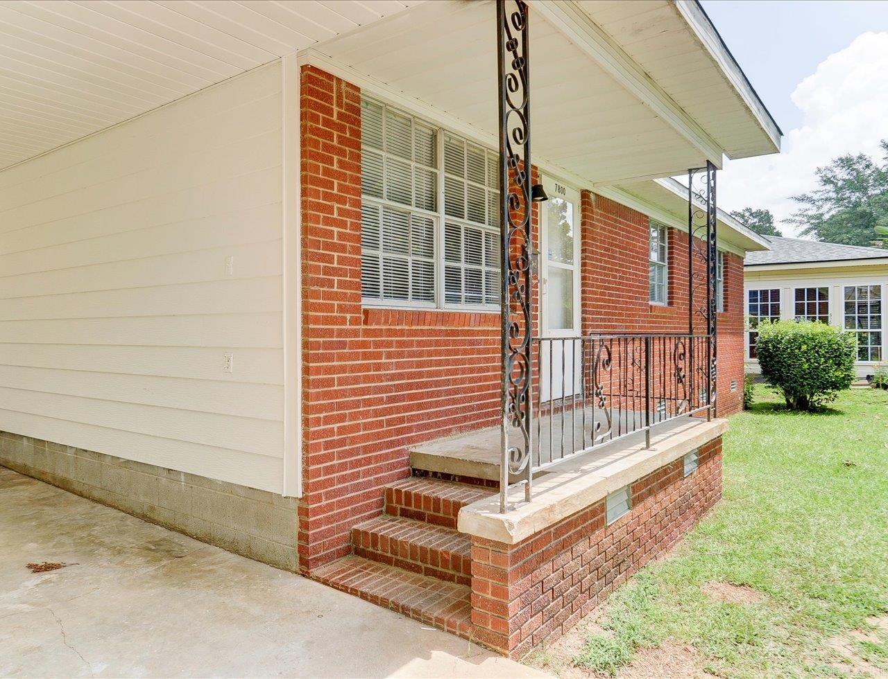 MEADOW LARK - Residential