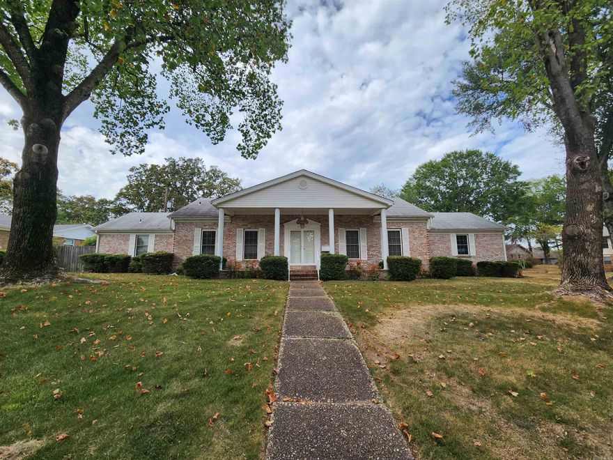 Welcome home to 5821 N Walnut in North Little Rock's highly popular Park Hill neighborhood.  Enjoy the location, convenience and classic style of this spacious home featuring 3 bedrooms and 2 baths plus dining room, living room, office, laundry room, den/gameroom and outdoor storage building!  HVAC system replaced 2021, plus updated bathroom 2015.  Classic style and beauty with peaceful location and convenient to all North Little Rock and Little Rock amenities.  See agent remarks.