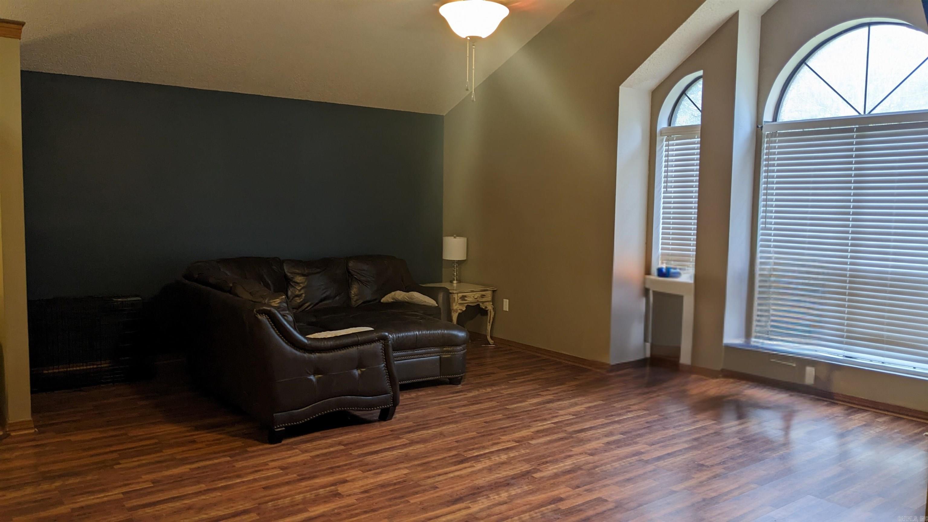 FOX HOLLOW - Residential