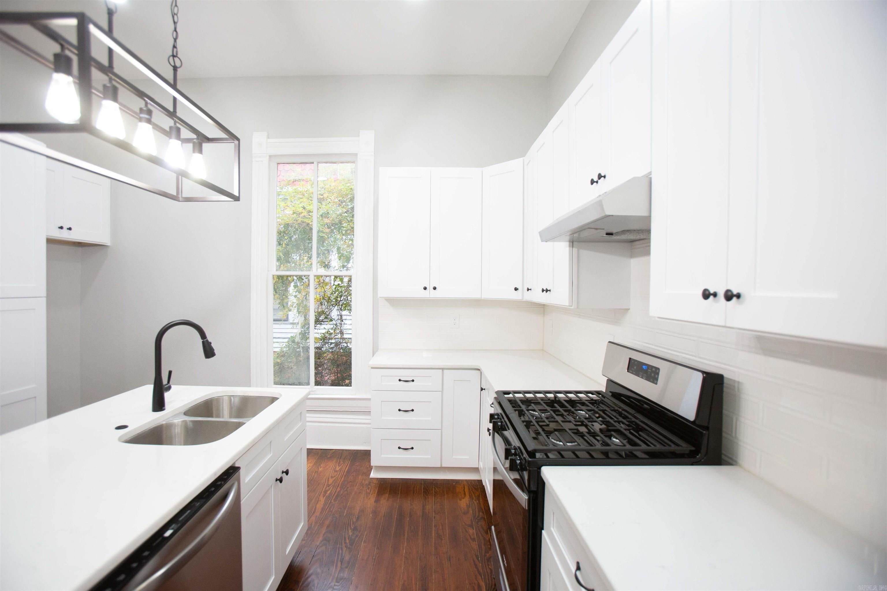 Centenial - Residential Lease