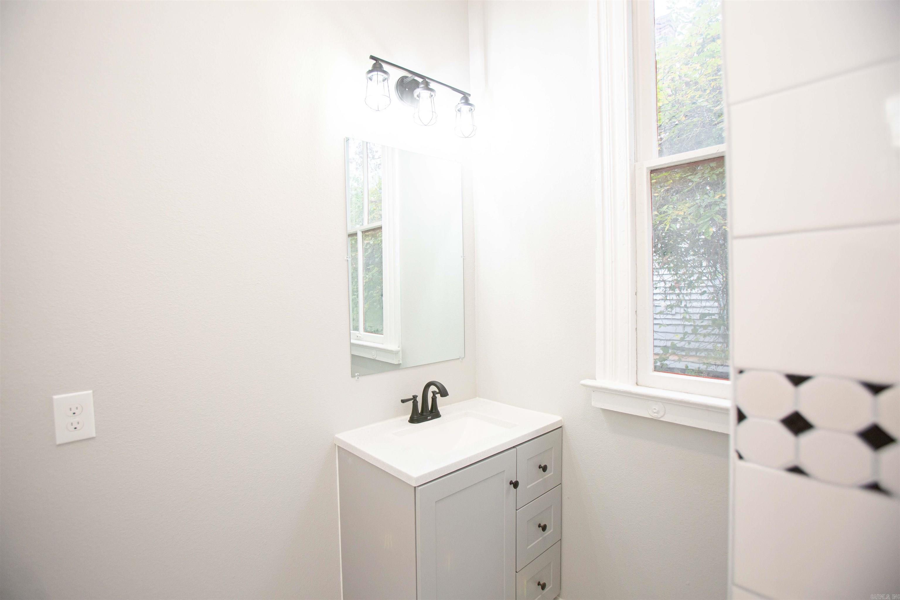 Centenial - Residential Lease