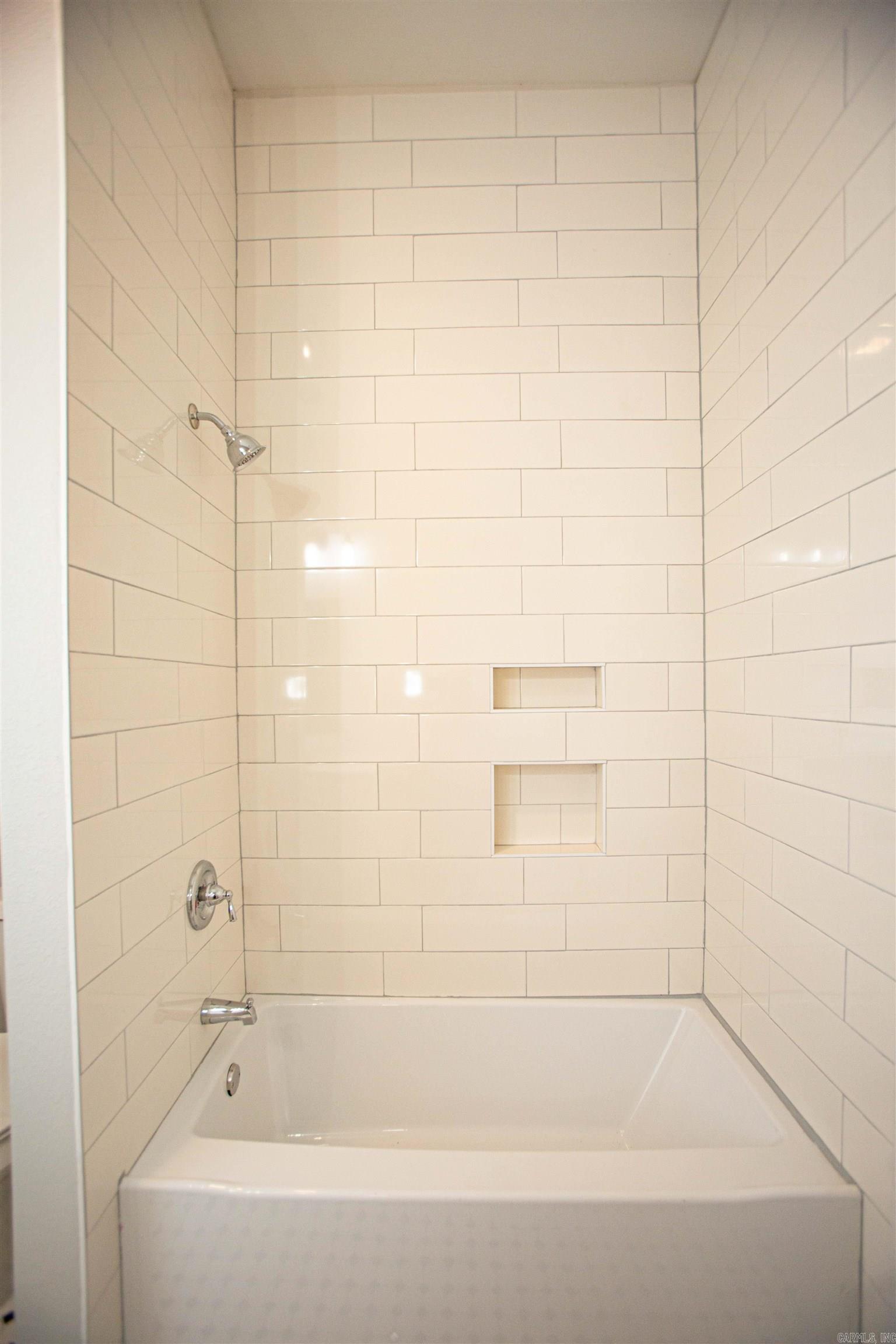 Centenial - Residential Lease