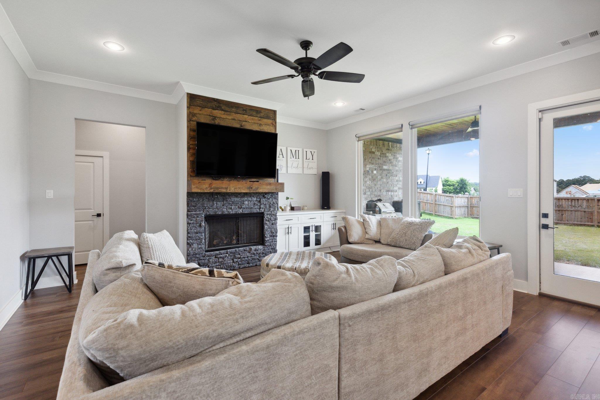 FIELDS OF HURRICANE LAKE ESTATES - Residential