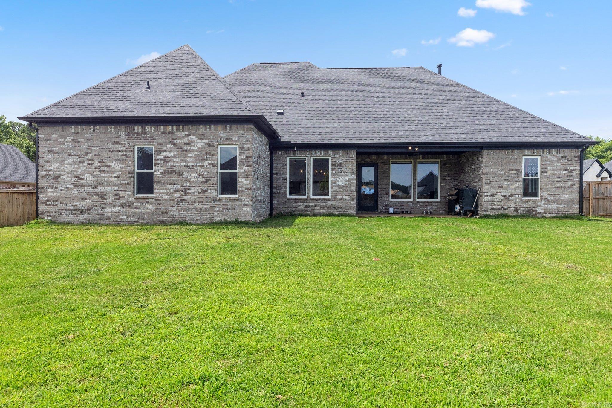 FIELDS OF HURRICANE LAKE ESTATES - Residential