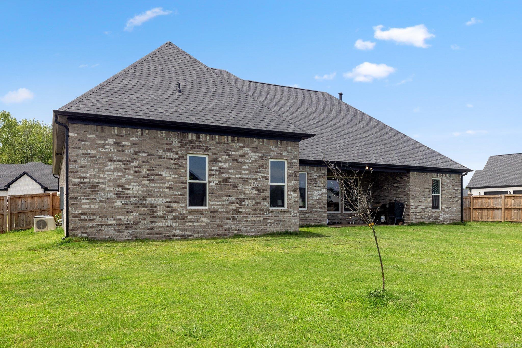 FIELDS OF HURRICANE LAKE ESTATES - Residential