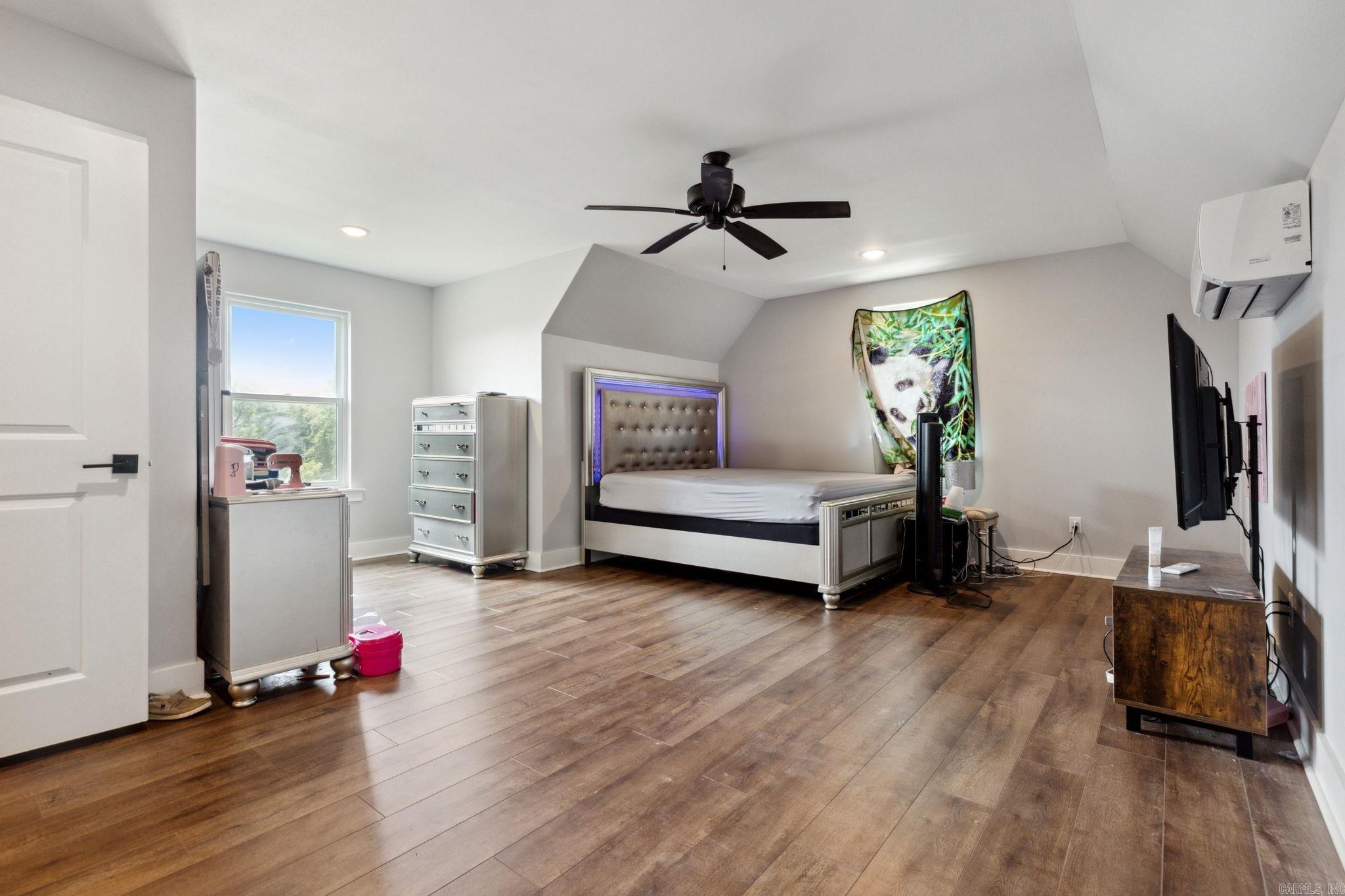 FIELDS OF HURRICANE LAKE ESTATES - Residential