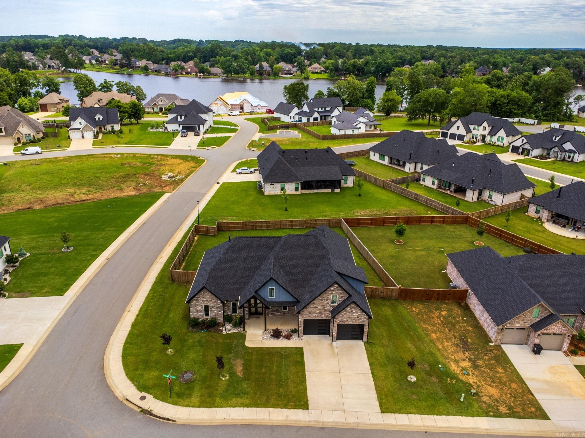 FIELDS OF HURRICANE LAKE ESTATES - Residential