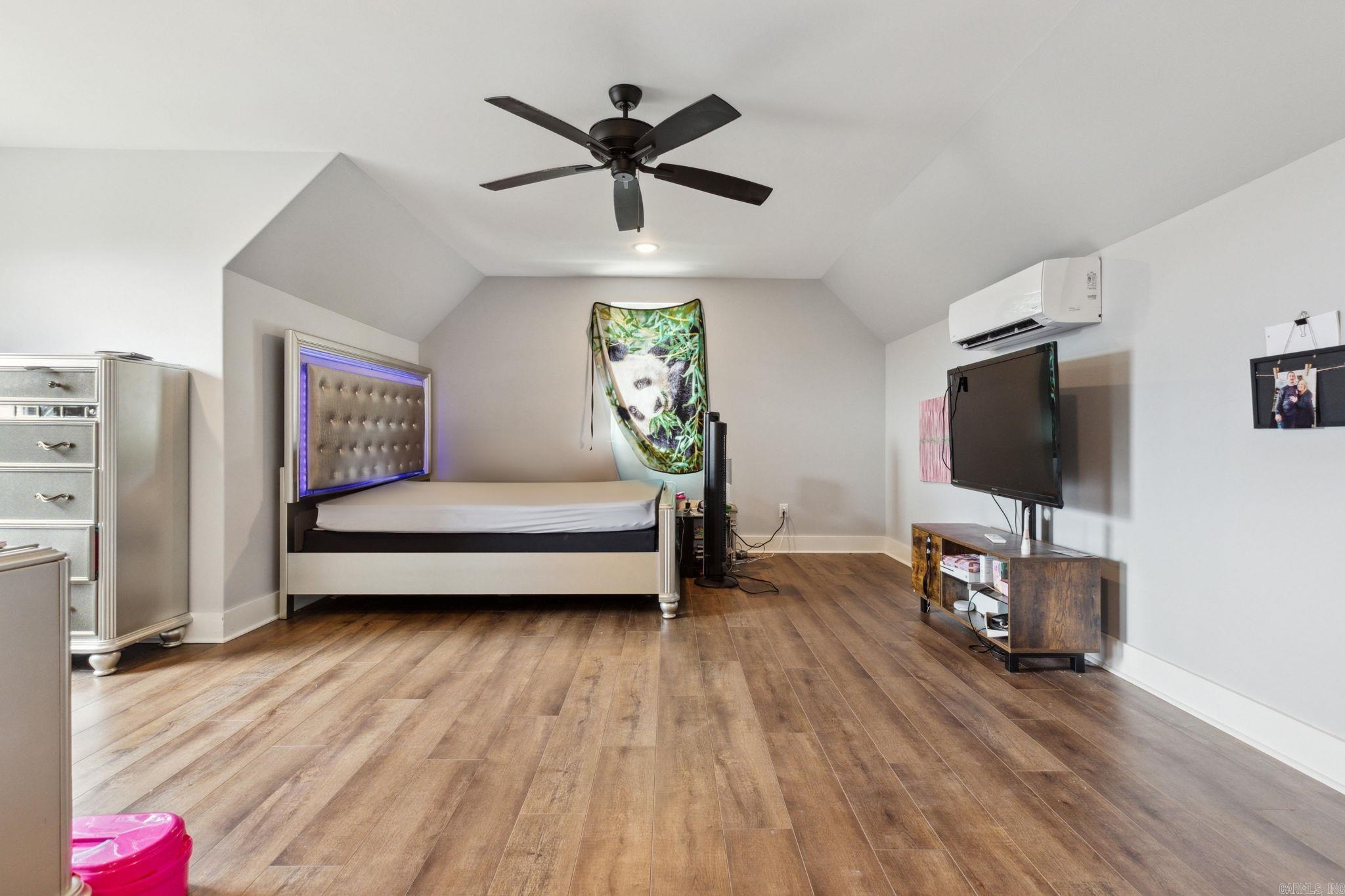 FIELDS OF HURRICANE LAKE ESTATES - Residential