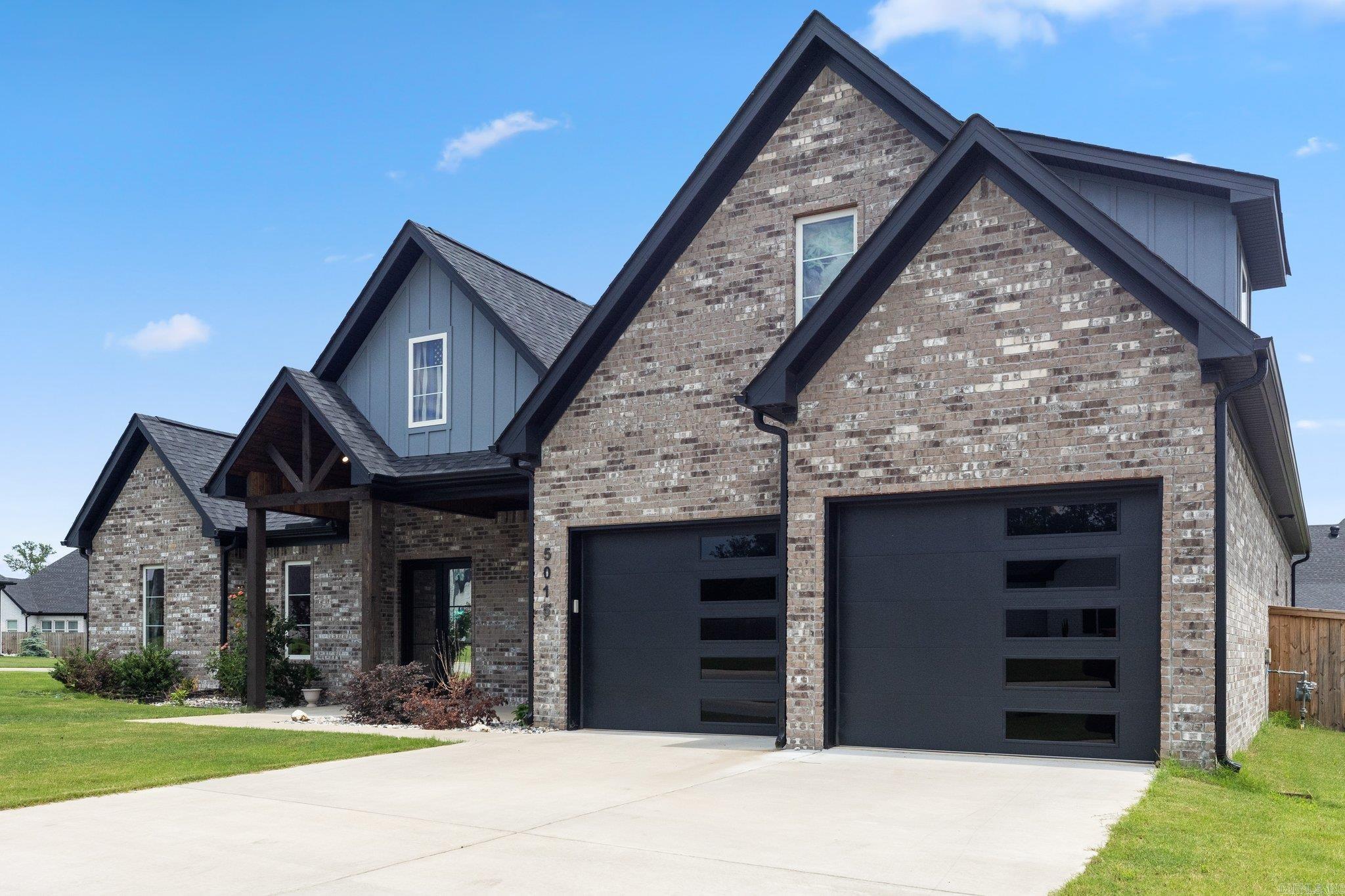 FIELDS OF HURRICANE LAKE ESTATES - Residential