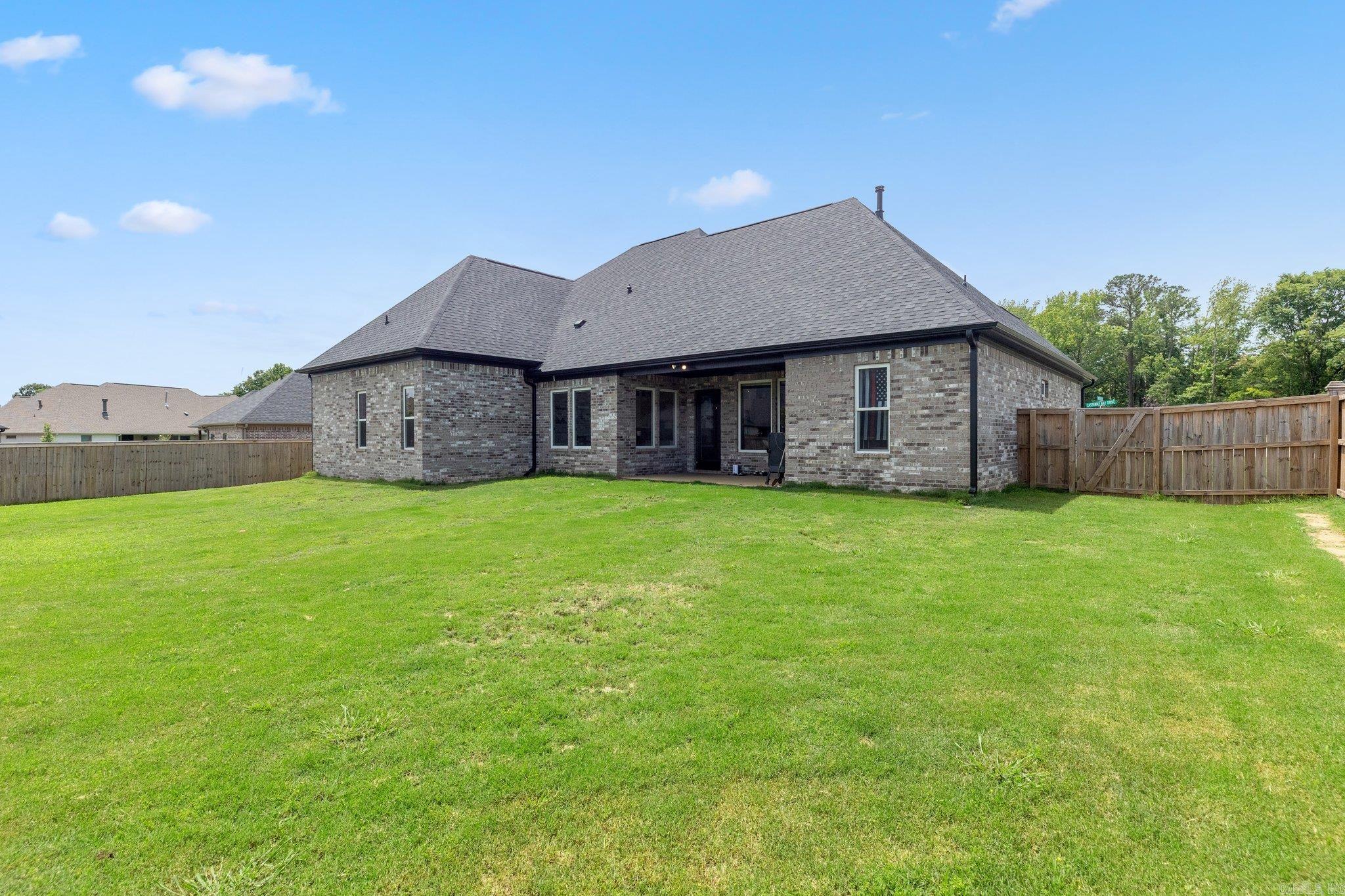 FIELDS OF HURRICANE LAKE ESTATES - Residential