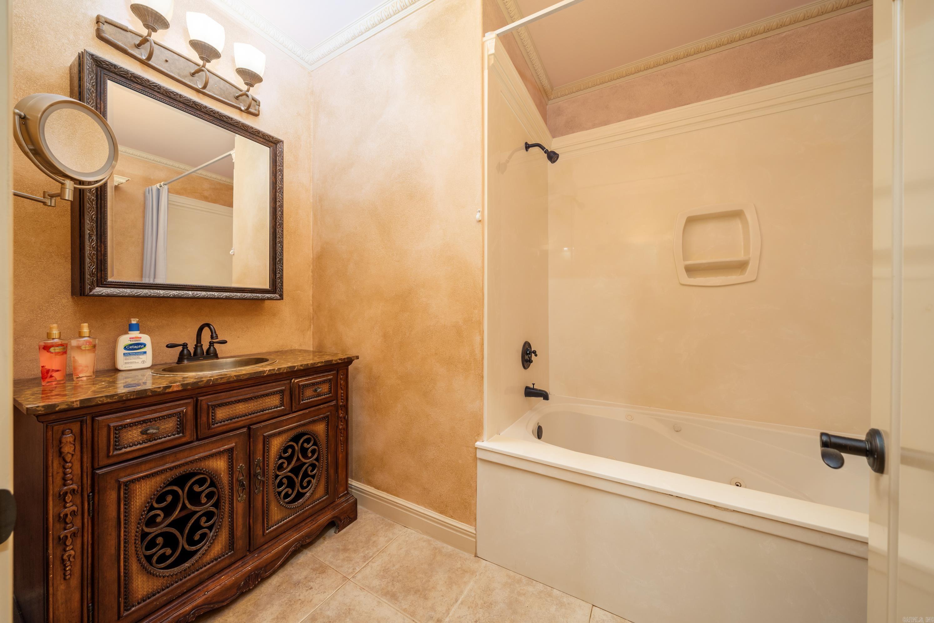 FIESTA BAY HPR - Residential