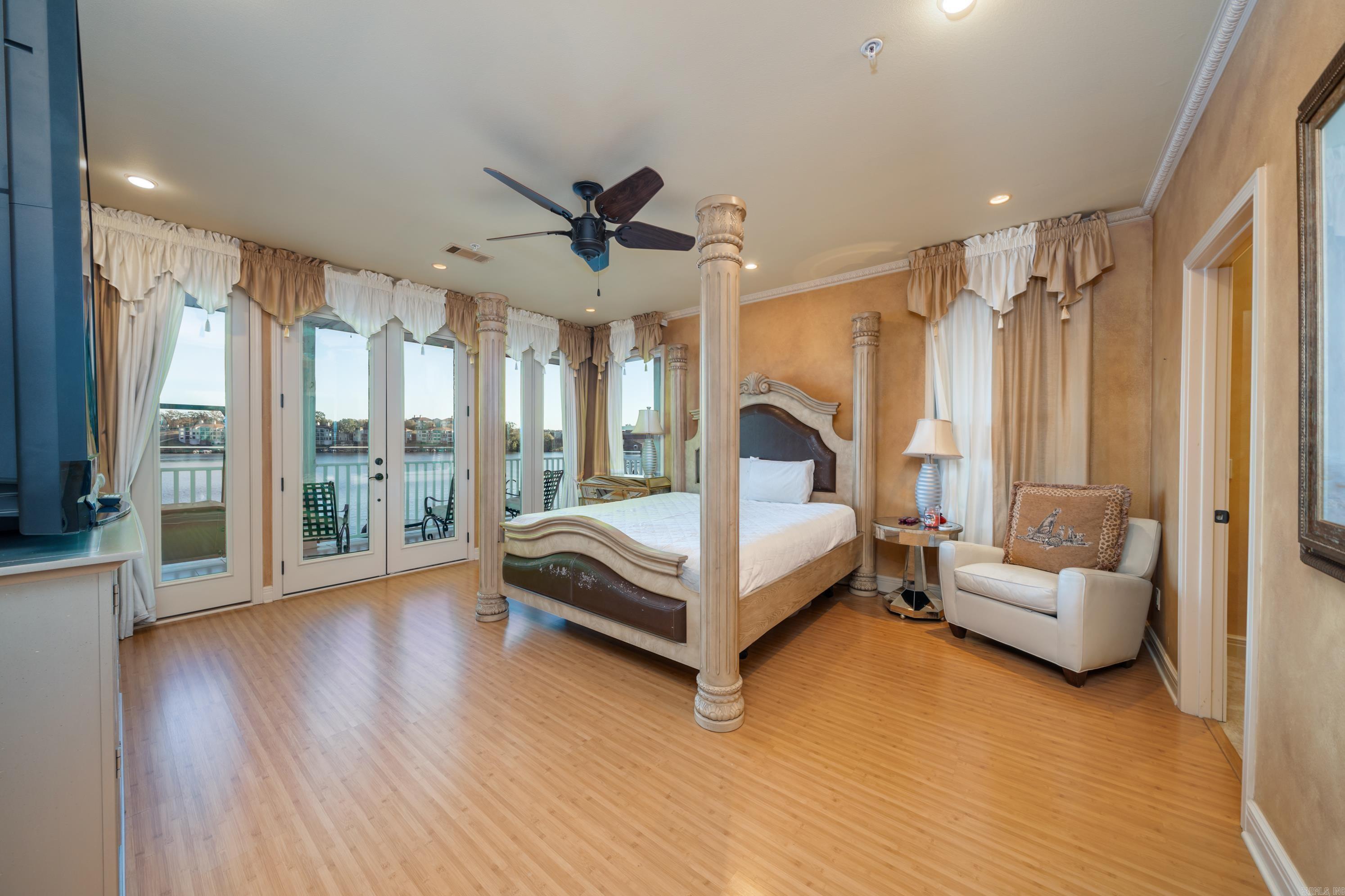 FIESTA BAY HPR - Residential