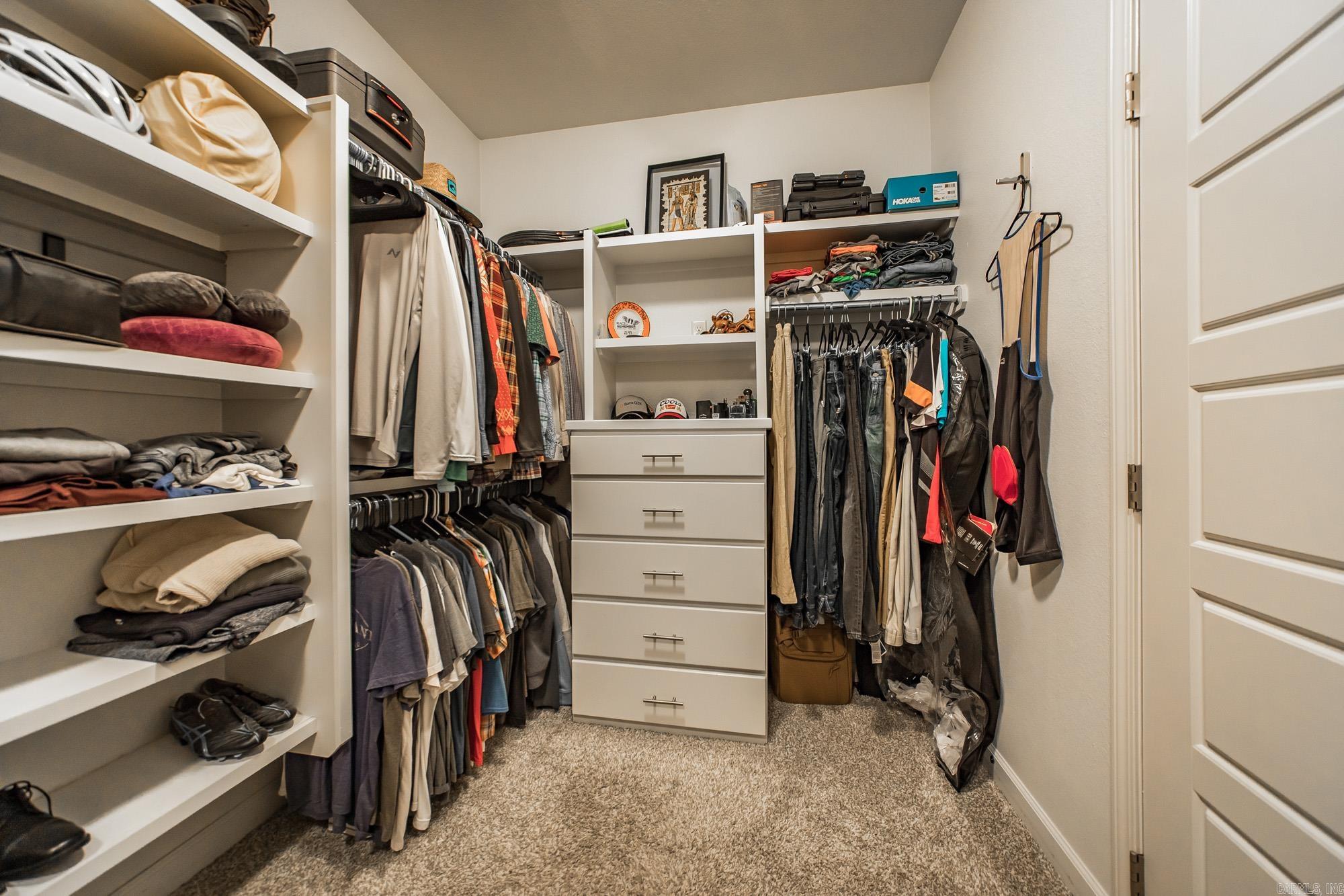 CHENAL VALLEY "MIRAMAR PLACE" - Residential