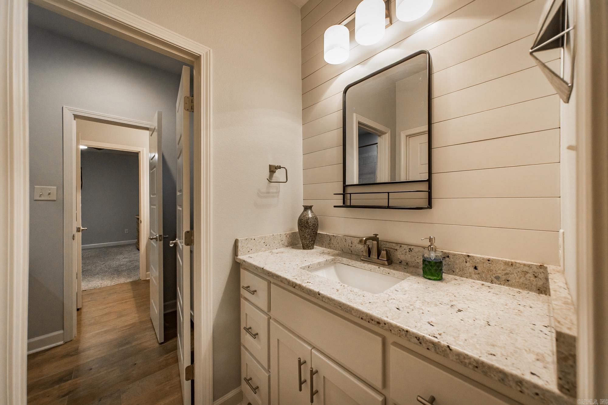 CHENAL VALLEY "MIRAMAR PLACE" - Residential