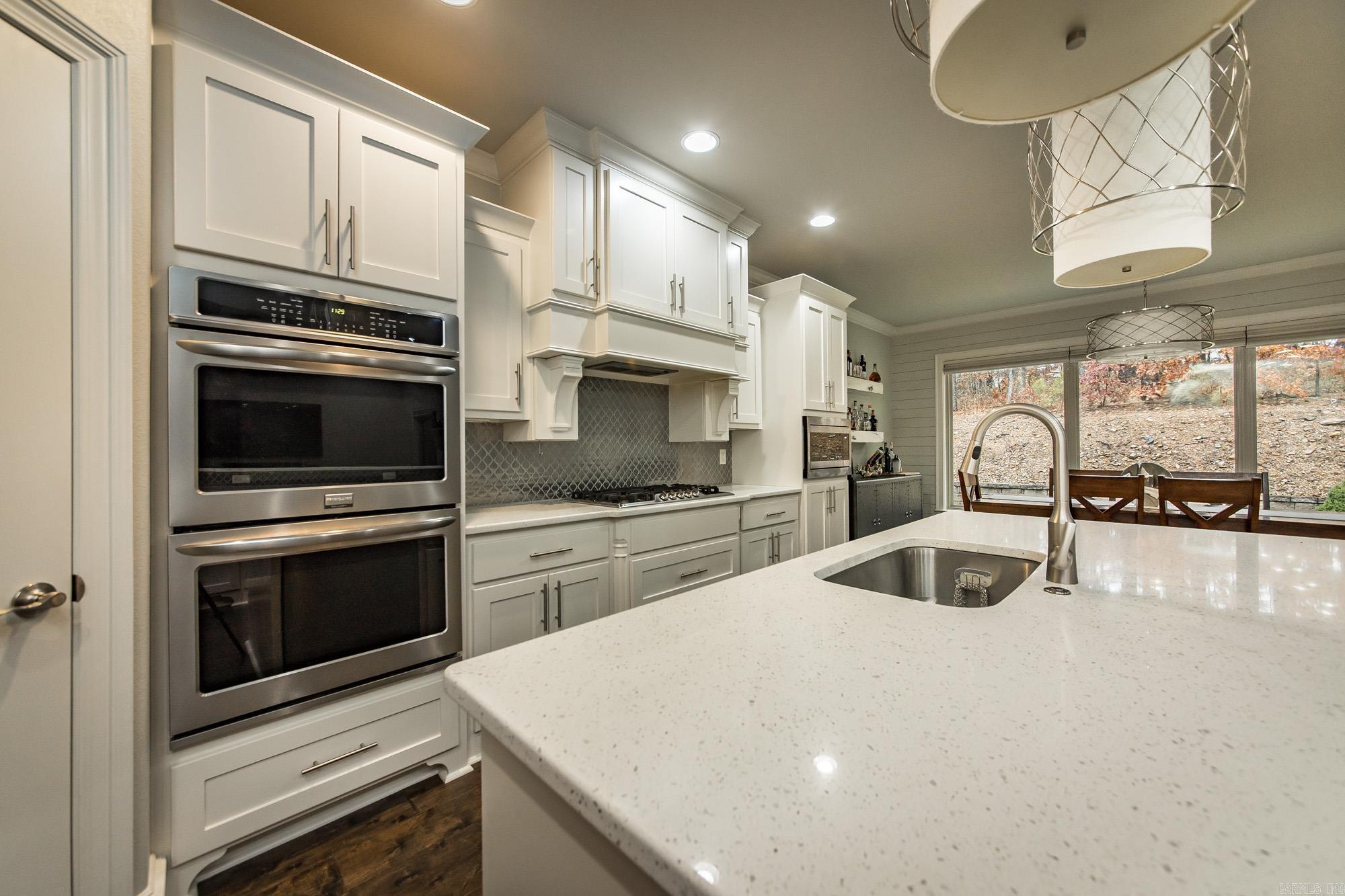 CHENAL VALLEY "MIRAMAR PLACE" - Residential