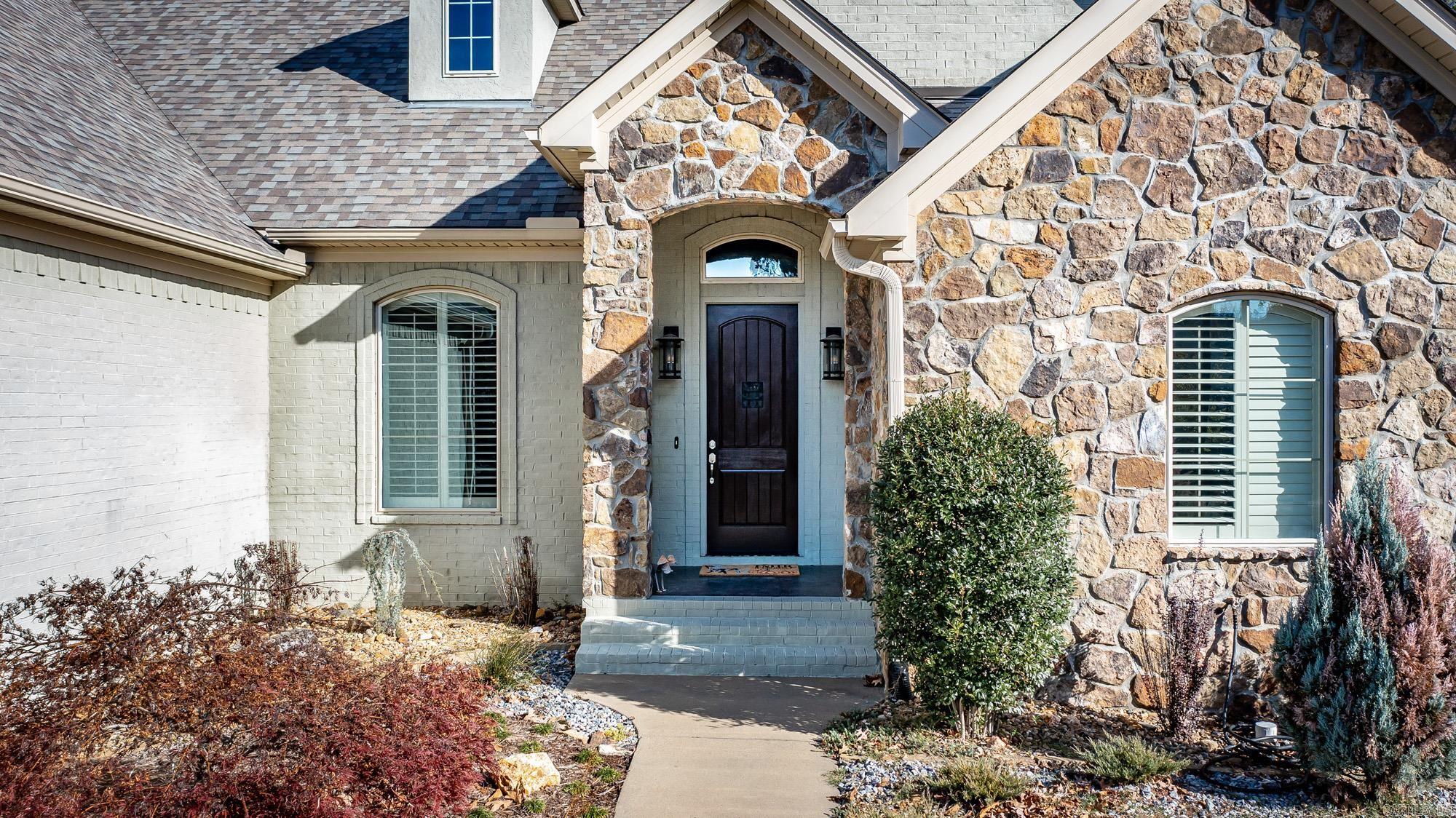 CHENAL VALLEY "MIRAMAR PLACE" - Residential