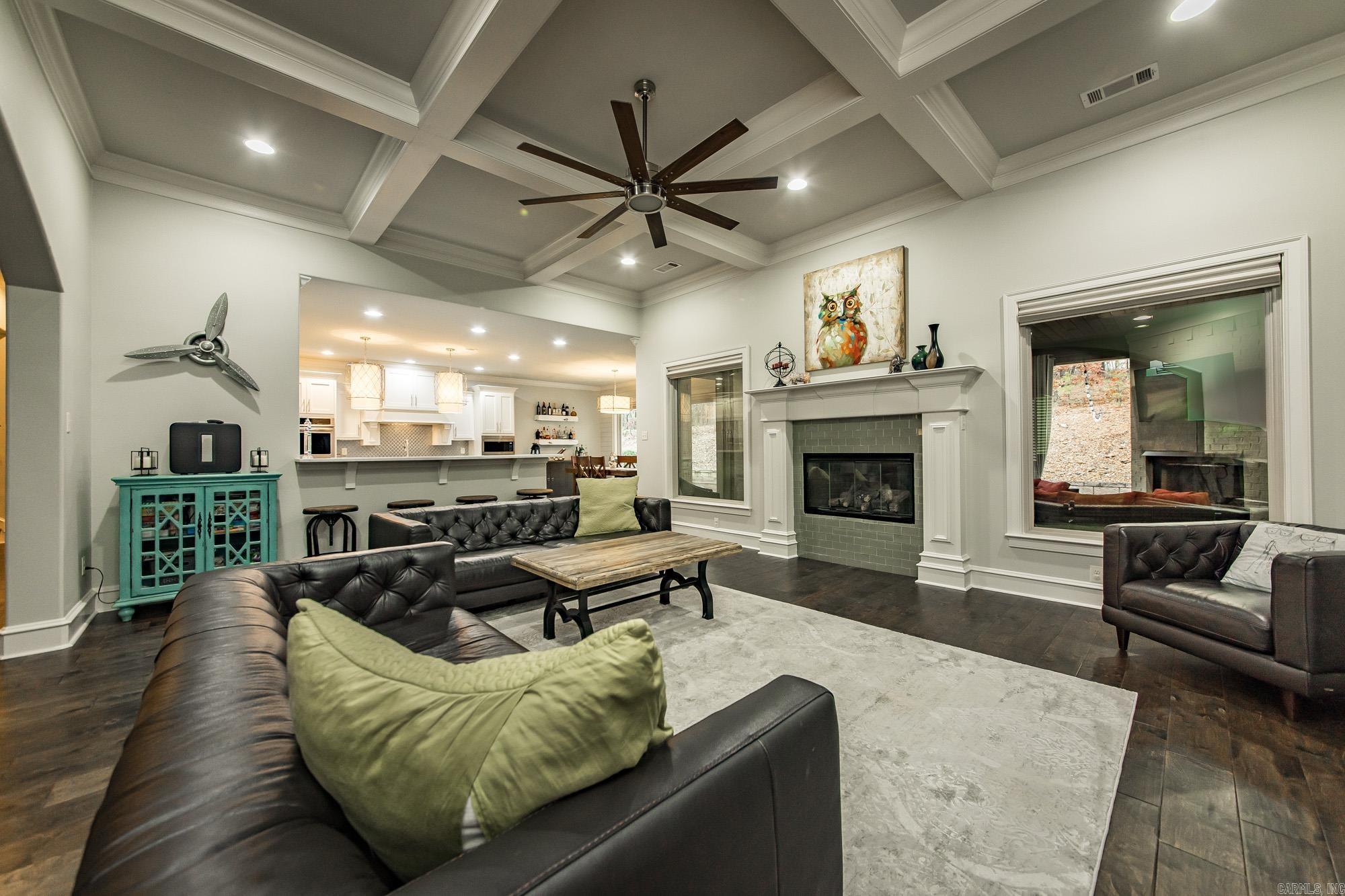 CHENAL VALLEY "MIRAMAR PLACE" - Residential