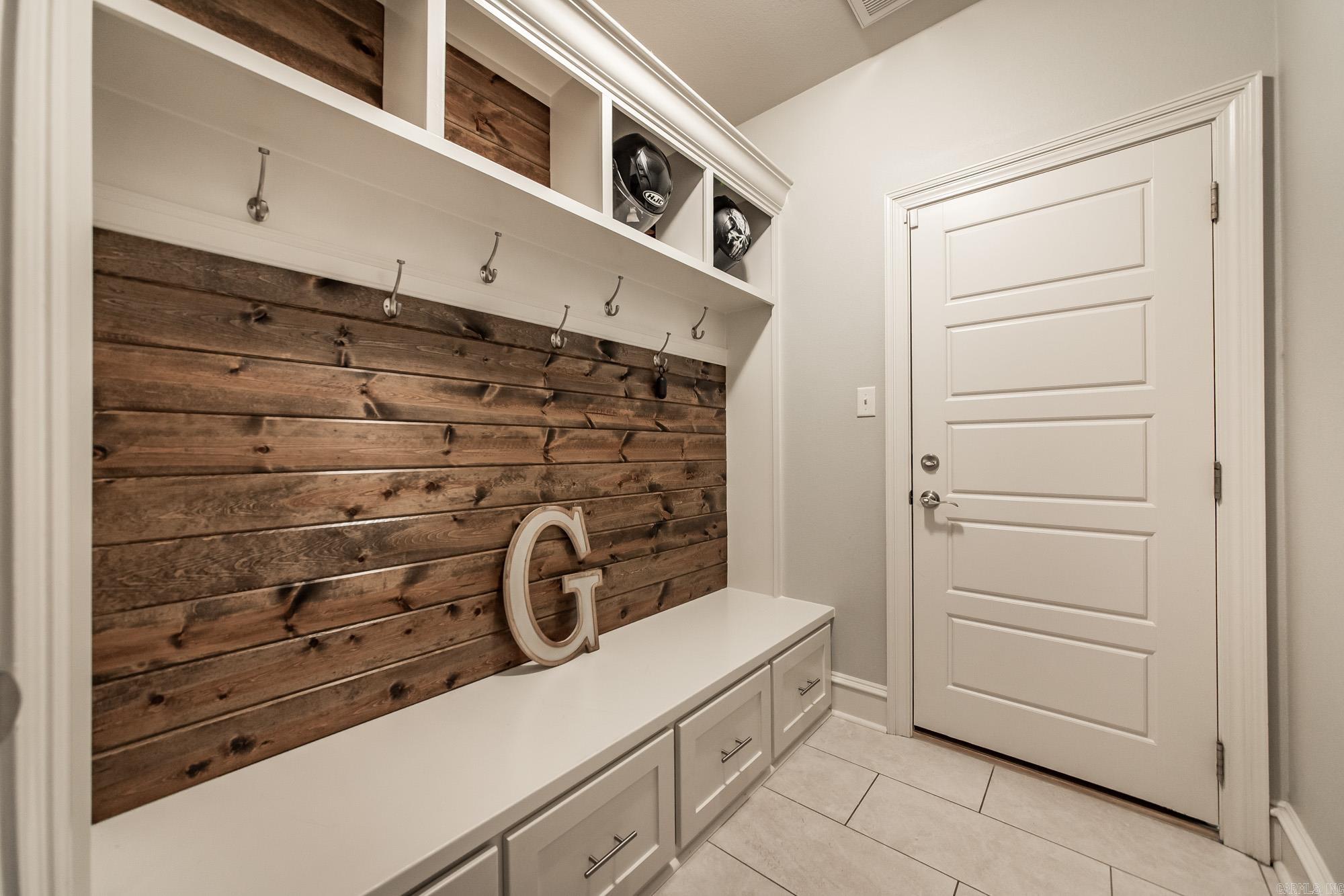 CHENAL VALLEY "MIRAMAR PLACE" - Residential