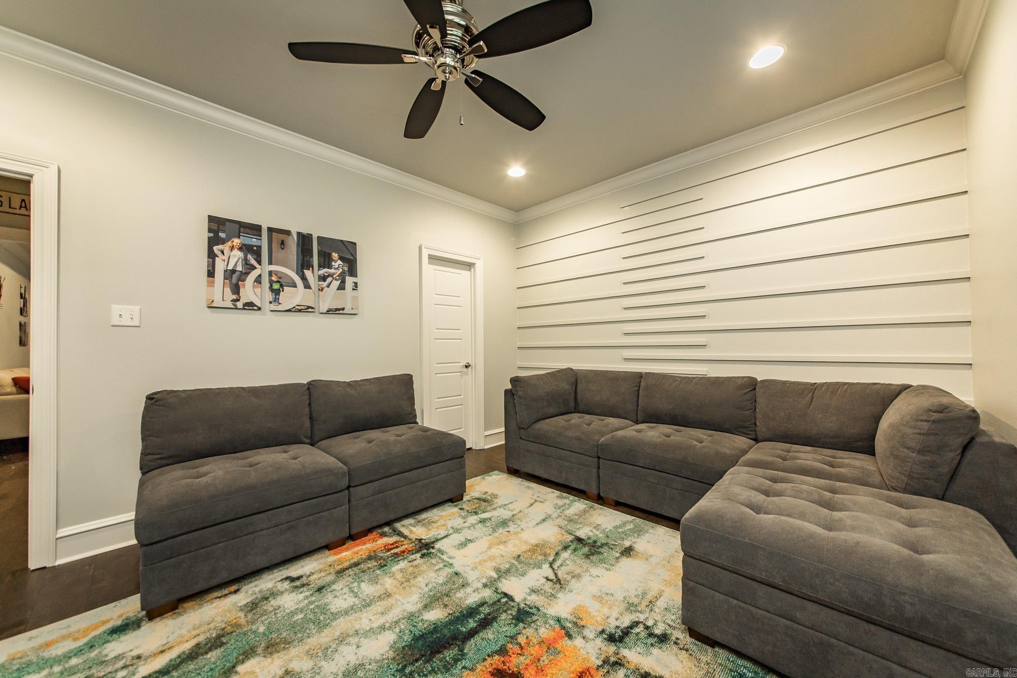 CHENAL VALLEY "MIRAMAR PLACE" - Residential