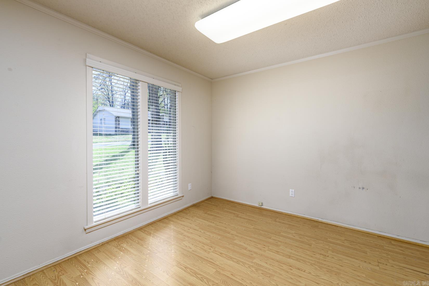 PLEASANT TREE - Residential