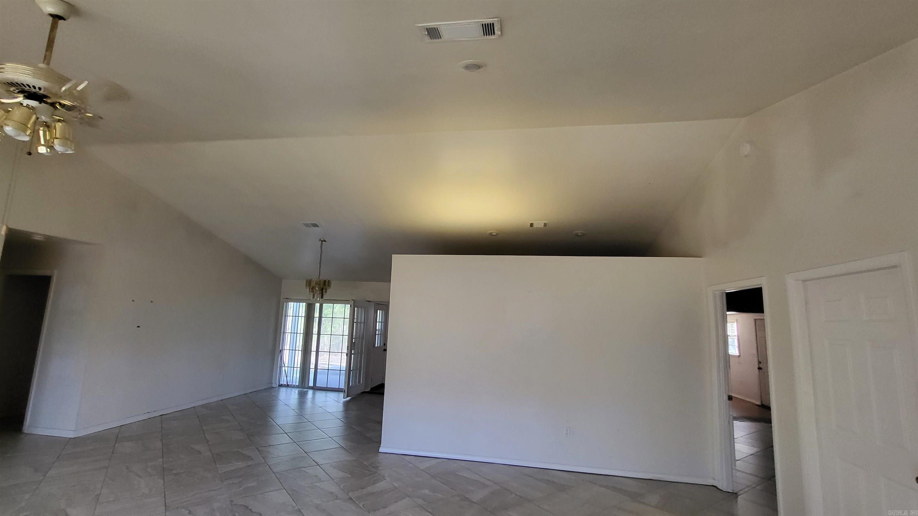 PINE HILLS - Residential