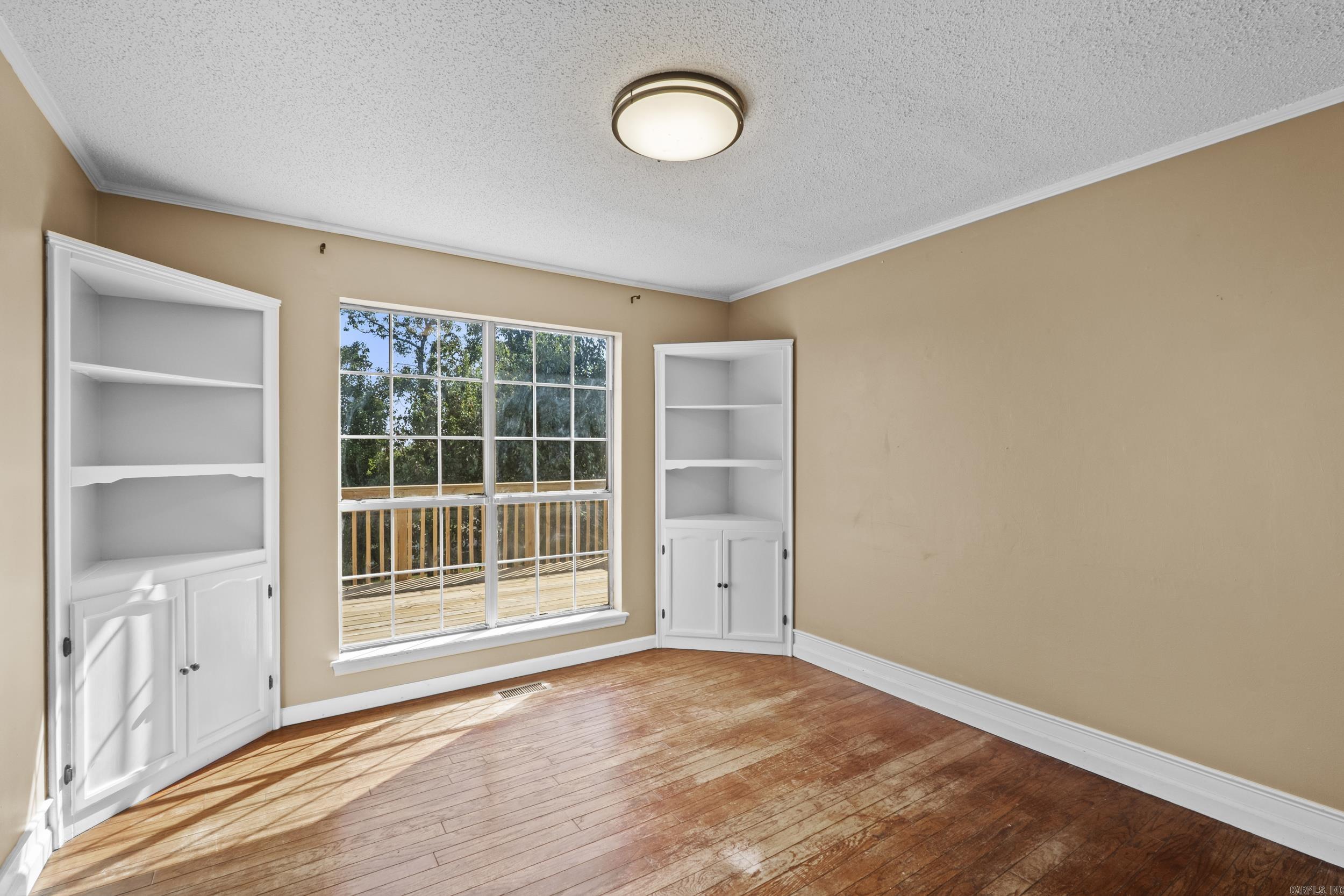 GREEN HILLS - Residential