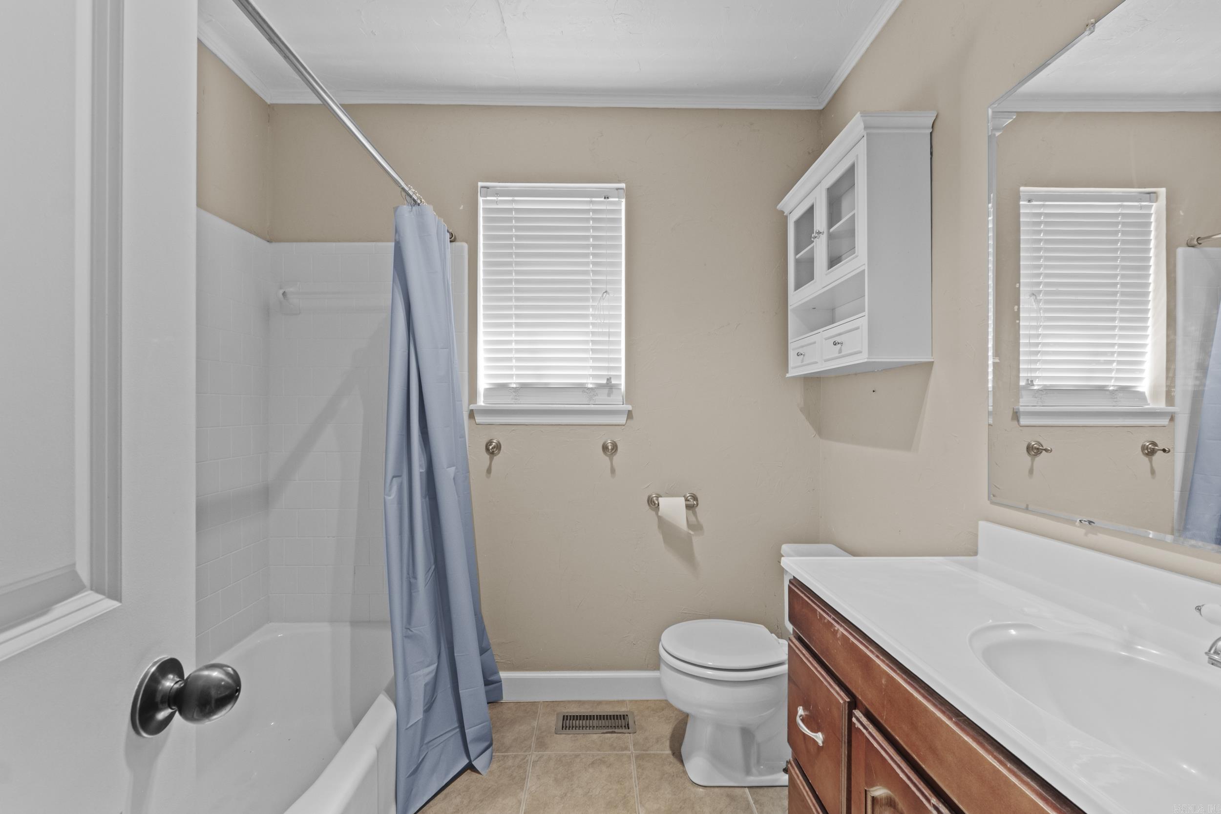 GREEN HILLS - Residential