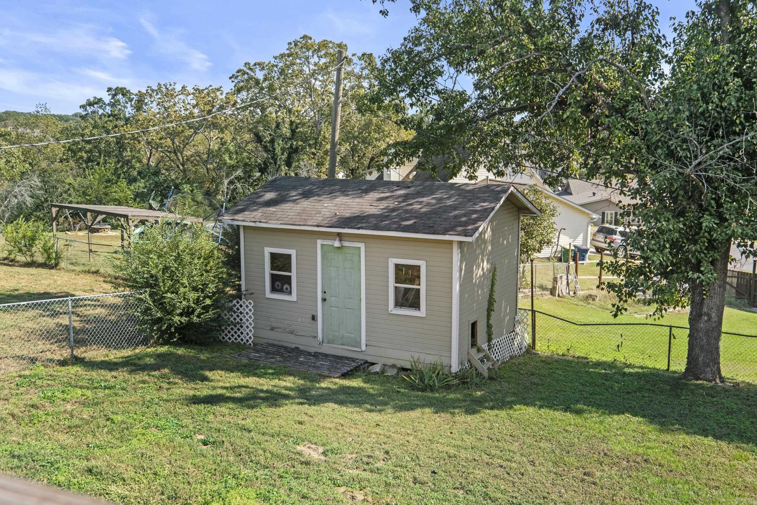 GREEN HILLS - Residential