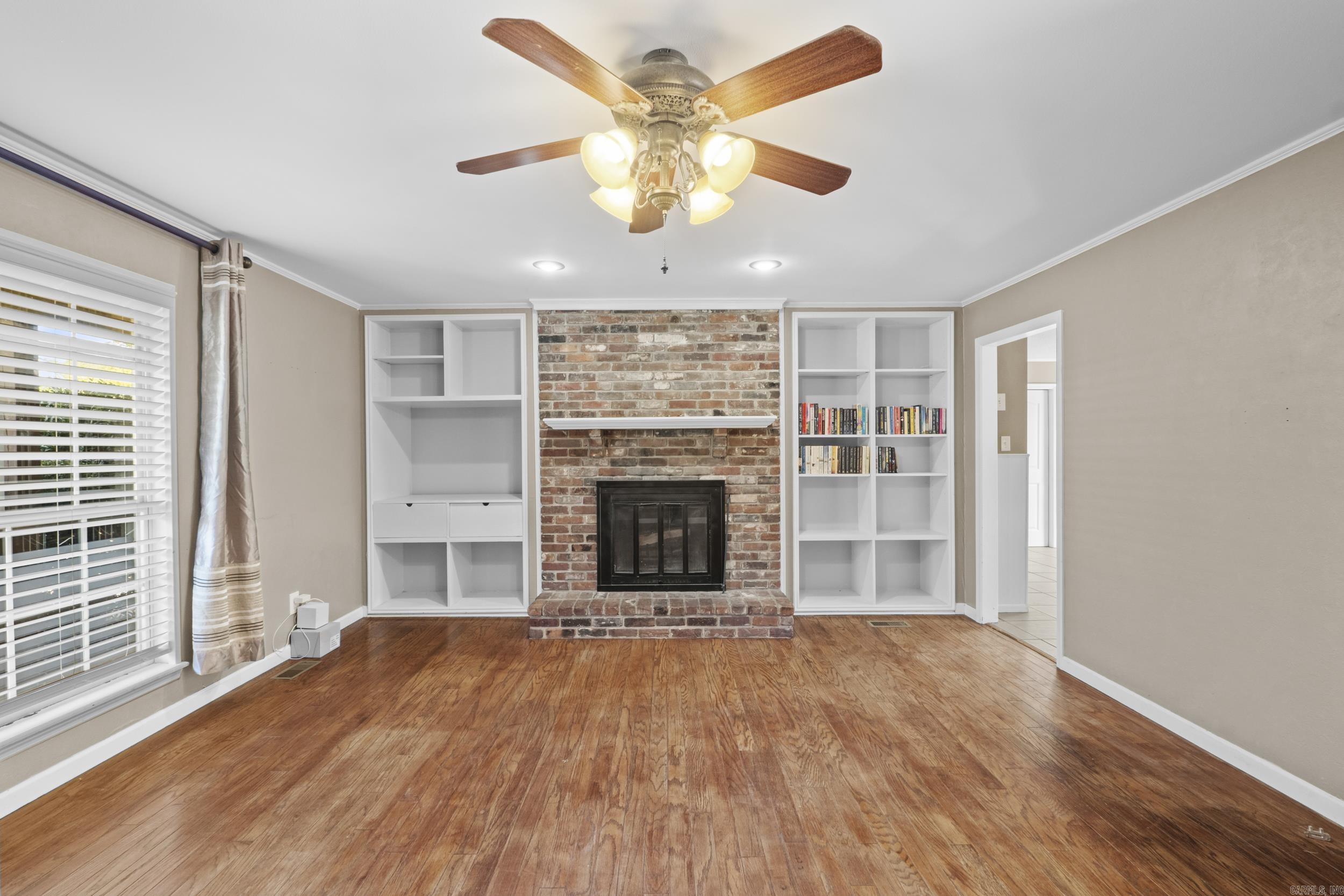 GREEN HILLS - Residential