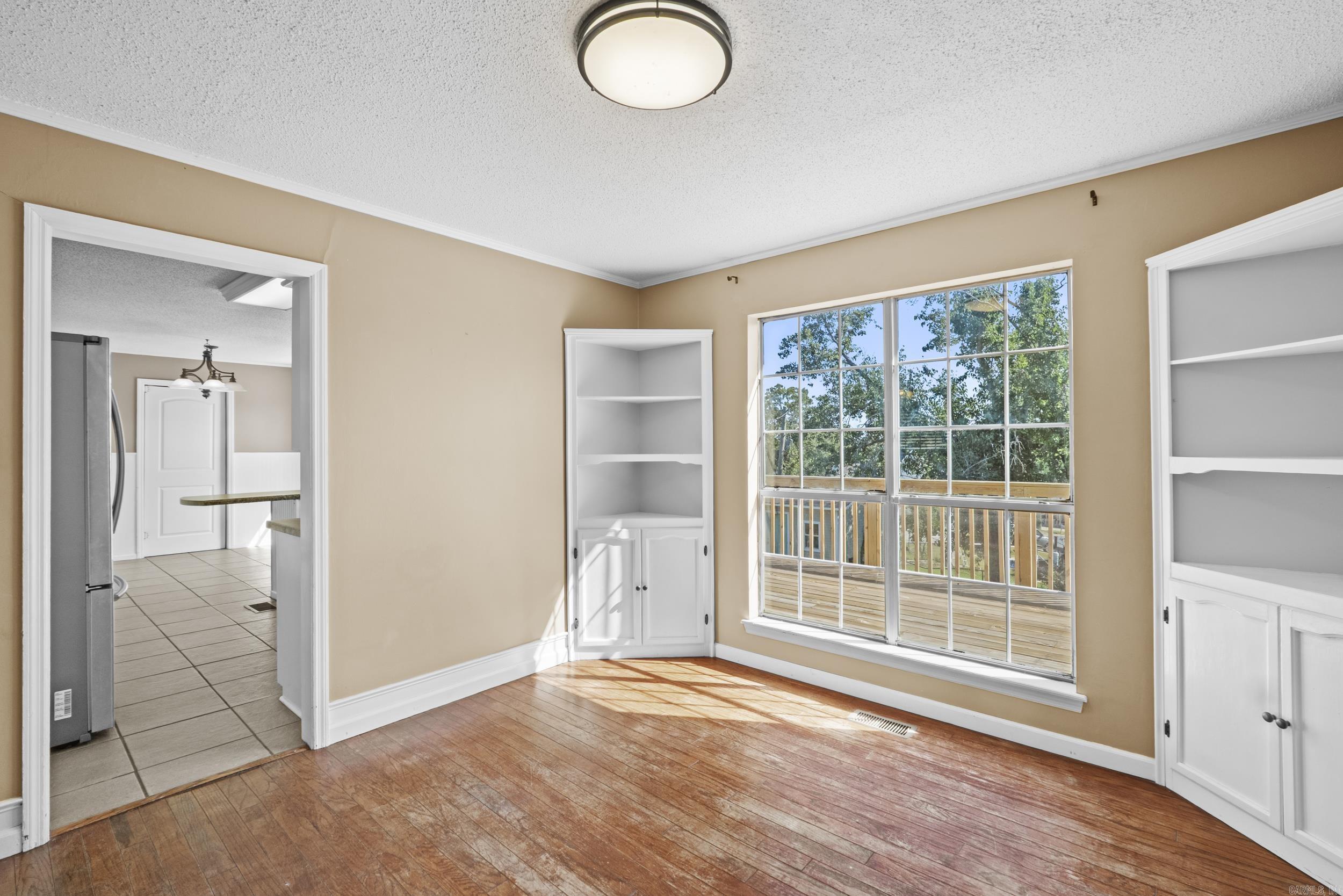 GREEN HILLS - Residential